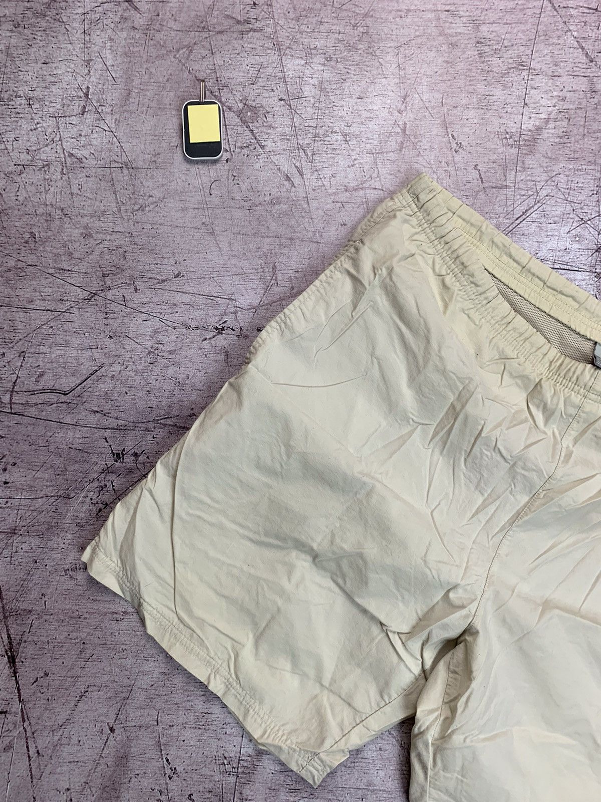 Nike Vintage Nike Nylon Shorts Size US 34 / EU 50 - 3 Thumbnail