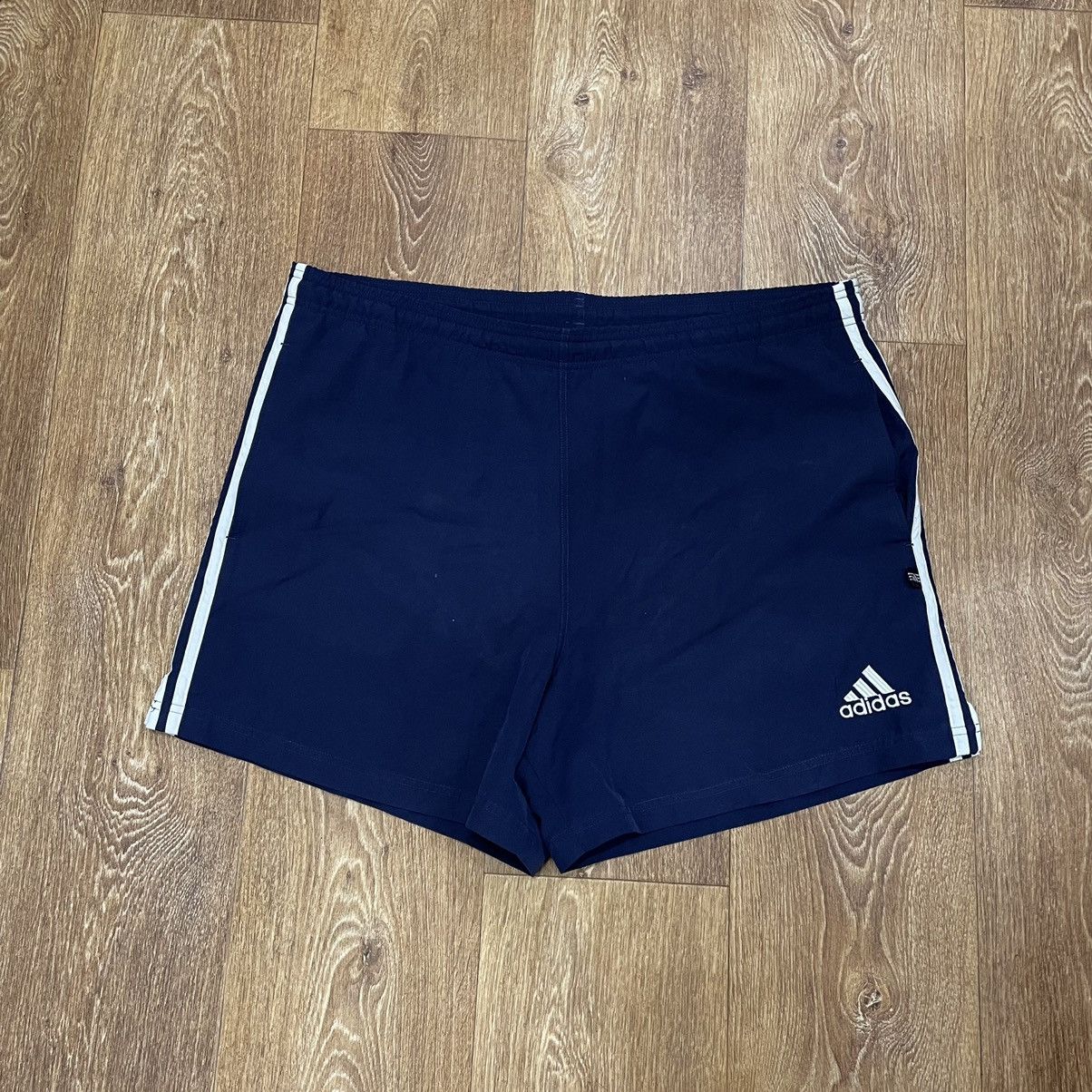 Adidas Vintage Adidas shorts streetwear y2k style casual Size US 36 / EU 52 - 2 Thumbnail