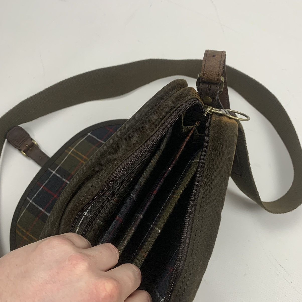 Barbour Barbour Wax Leather Cartridge Bag Size ONE SIZE - 8 Thumbnail