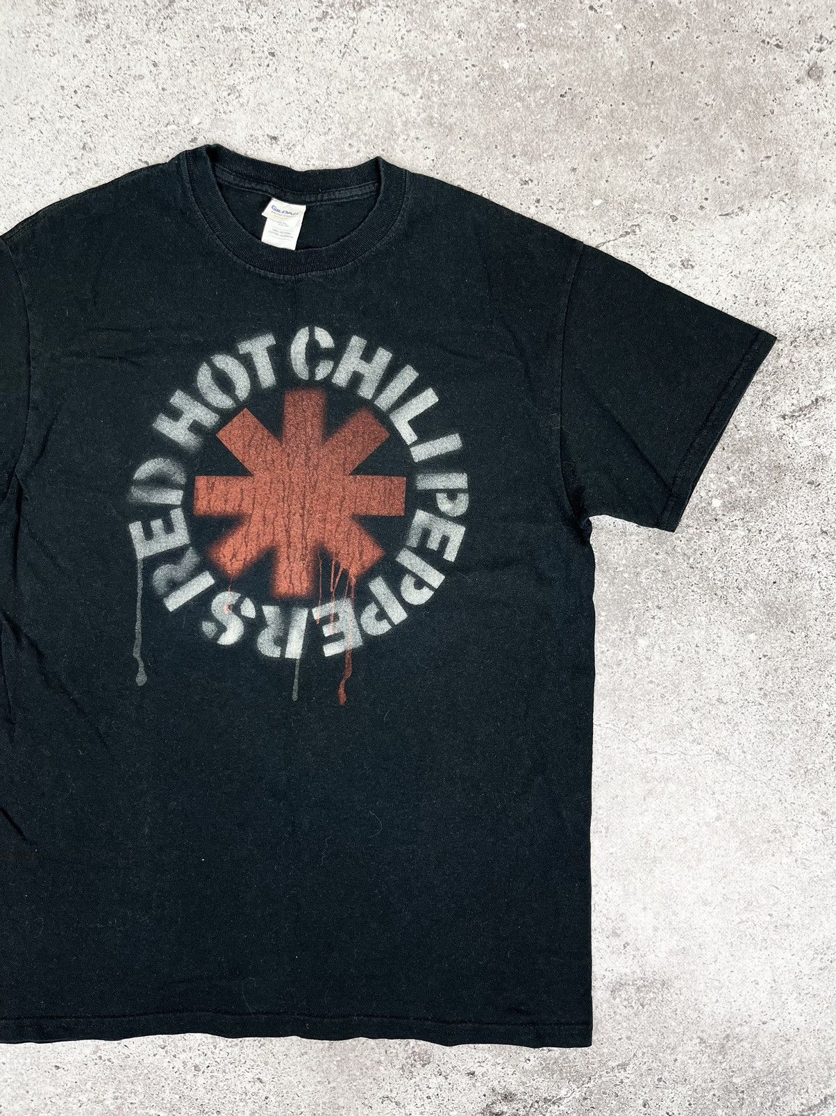 Band Tees Red Hot Chilli Peppers Vintage Black T Shirt Size US M / EU 48-50 / 2 - 2 Thumbnail
