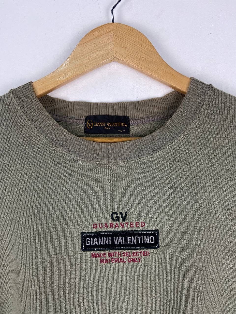 Valentino Vintage Sunfaded Gianni Valentino Sweatshirt Baggy Size US L / EU 52-54 / 3 - 2 Thumbnail