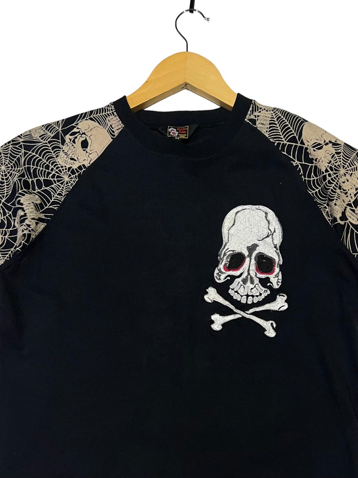 BACK STREET DOMESTIC JAPAN BIG EMBROIDERY SKULLS SHIRT