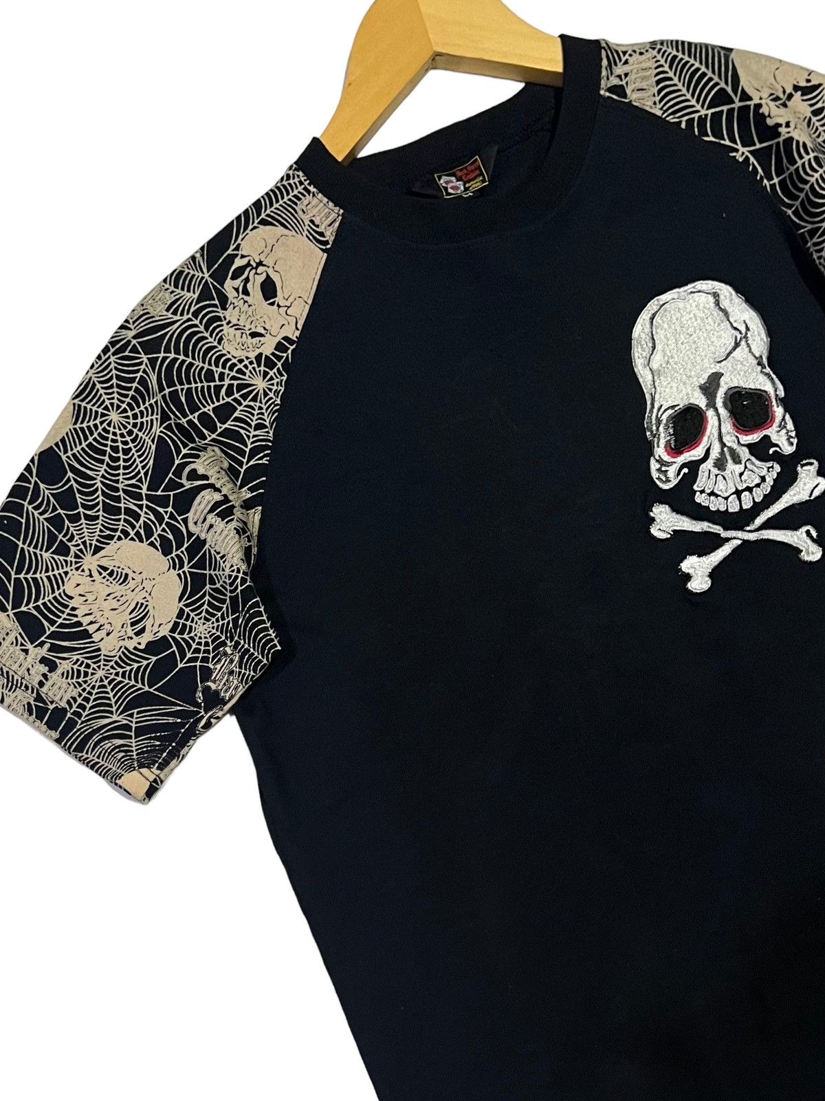 BACK STREET DOMESTIC JAPAN BIG EMBROIDERY SKULLS SHIRT