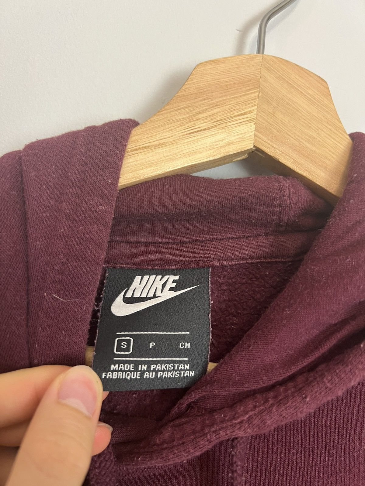 Nike Rare CW Nike Burgundy Mini swoosh Y2K Hoodie Small Size US S / EU 44-46 / 1 - 3 Thumbnail