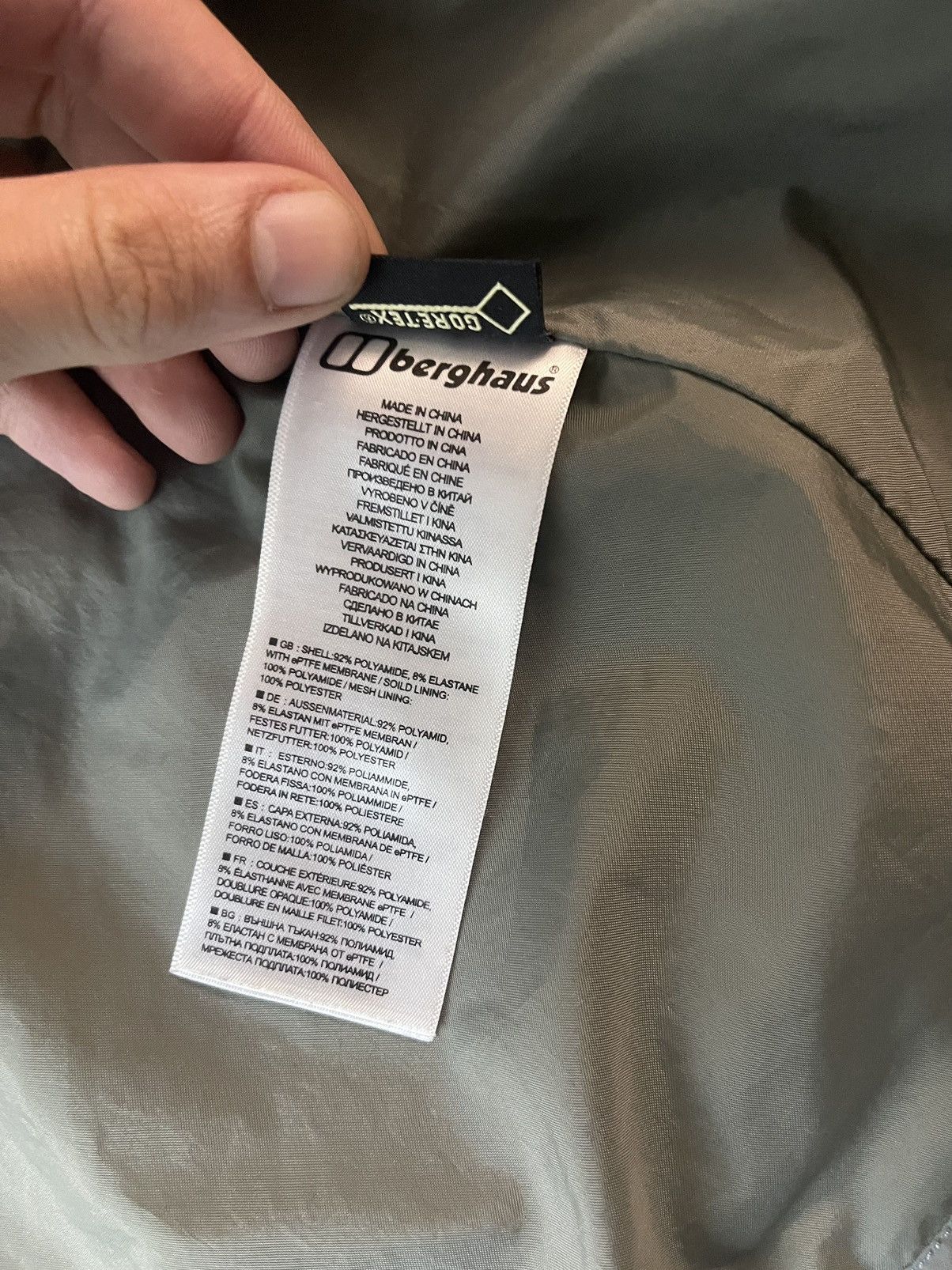Berghaus Berghaus Gore-Tex gorpcore style jacket Size L / US 10 / IT 46 - 10 Thumbnail