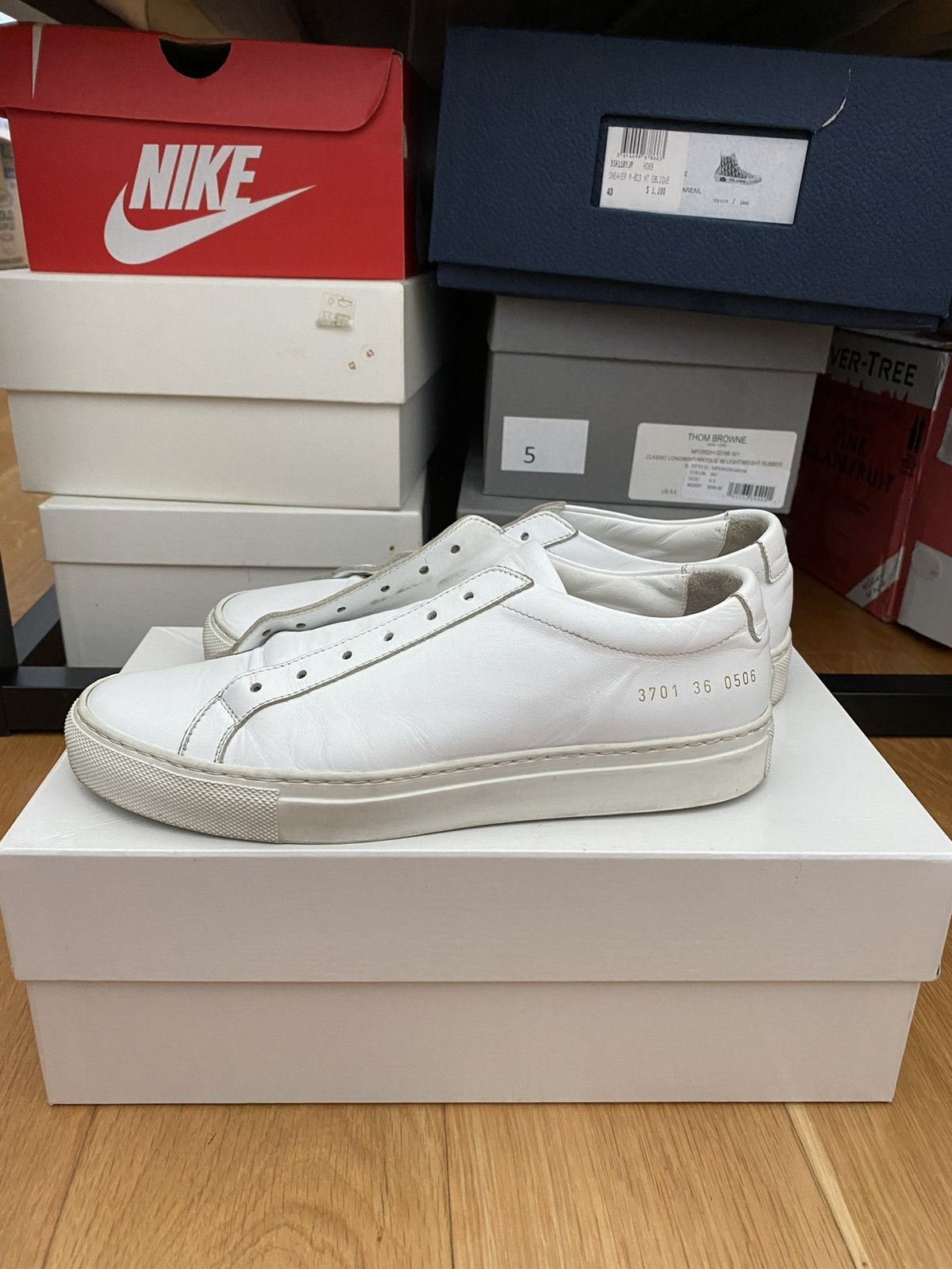 Common Projects White Original Achilles Low Sneaker size 36 FULL BOX Size US 6 / IT 36 - 1 Thumbnail
