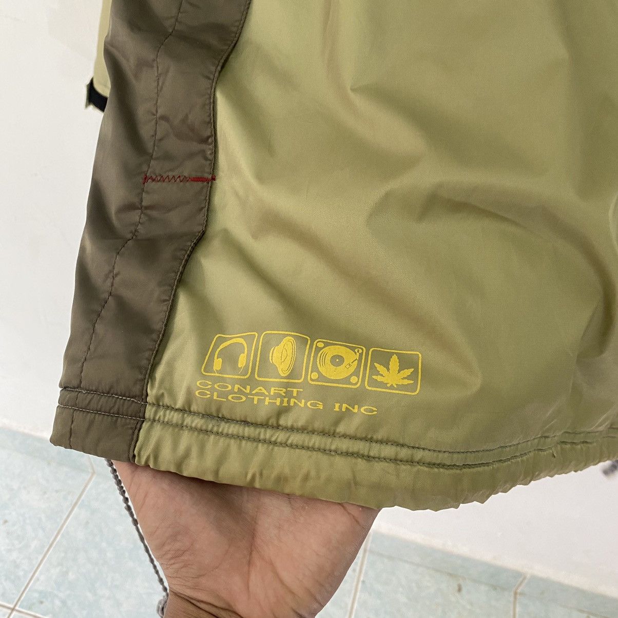 Vintage Vintage Conart Clothing Light Jacket Streetwear Size US L / EU 52-54 / 3 - 18 Thumbnail