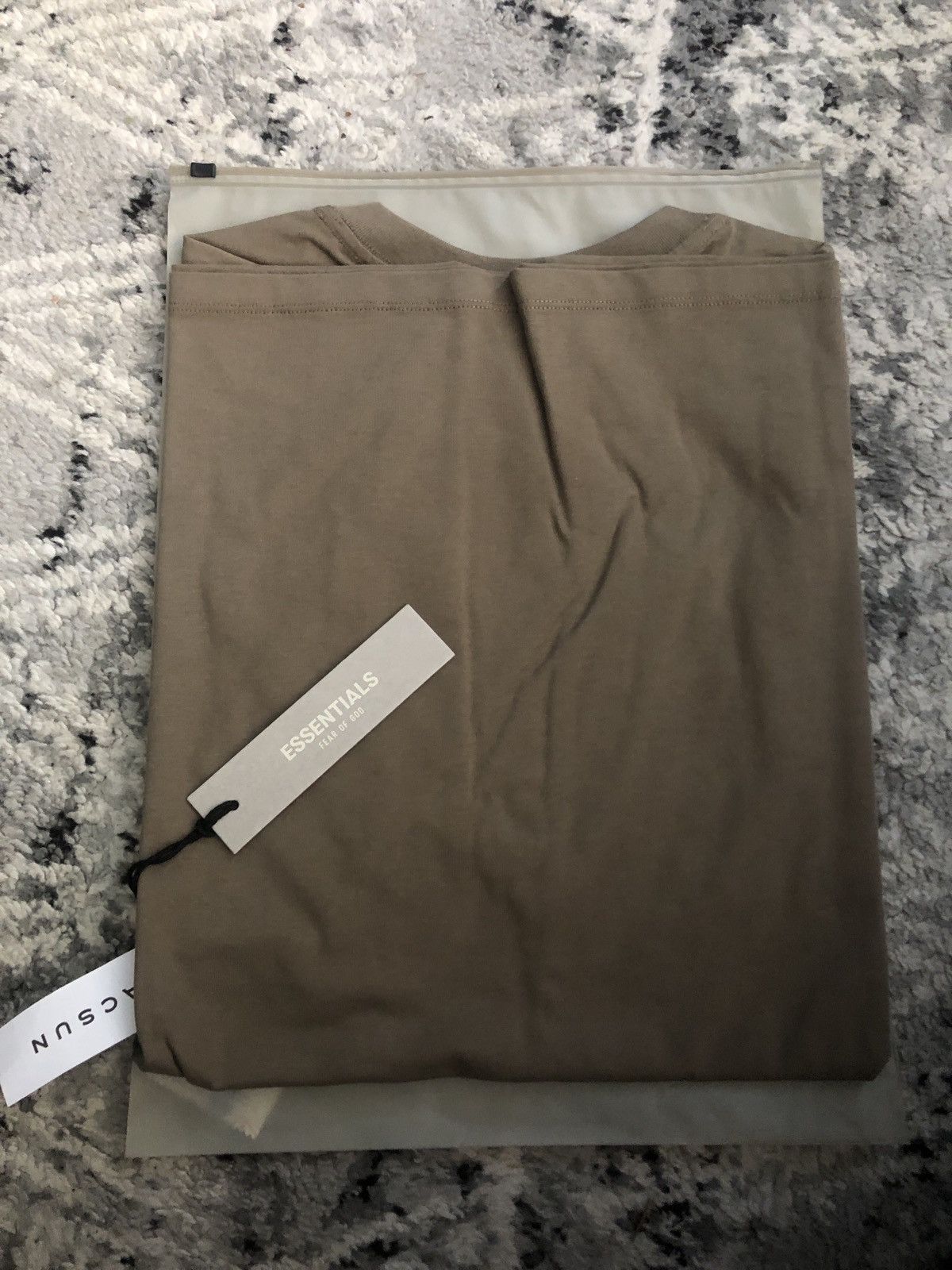 Fear of God Fear of God Essentials Tee Harvest Medium Size US M / EU 48-50 / 2 - 4 Thumbnail