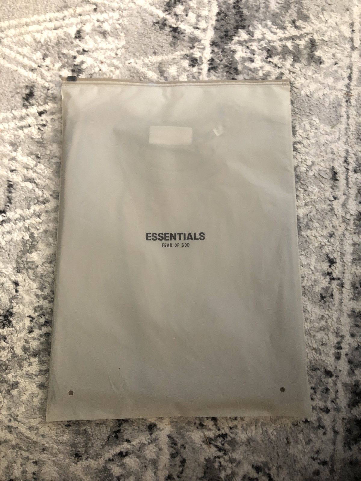 Fear of God Fear of God Essentials Tee Harvest Medium Size US M / EU 48-50 / 2 - 9 Thumbnail
