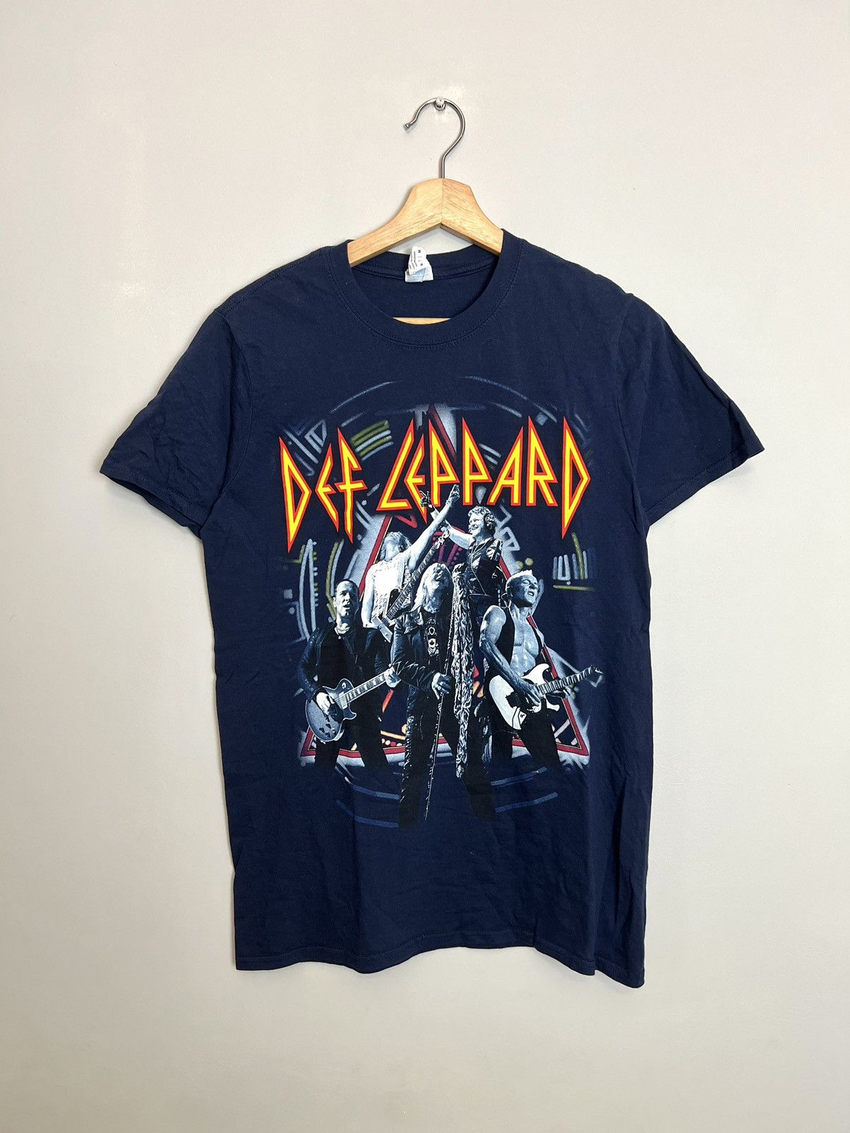Band Tees Y2K Def Leppard 2014 Tour Rock Metal Band Tshirt Hype Size US M / EU 48-50 / 2 - 1 Thumbnail
