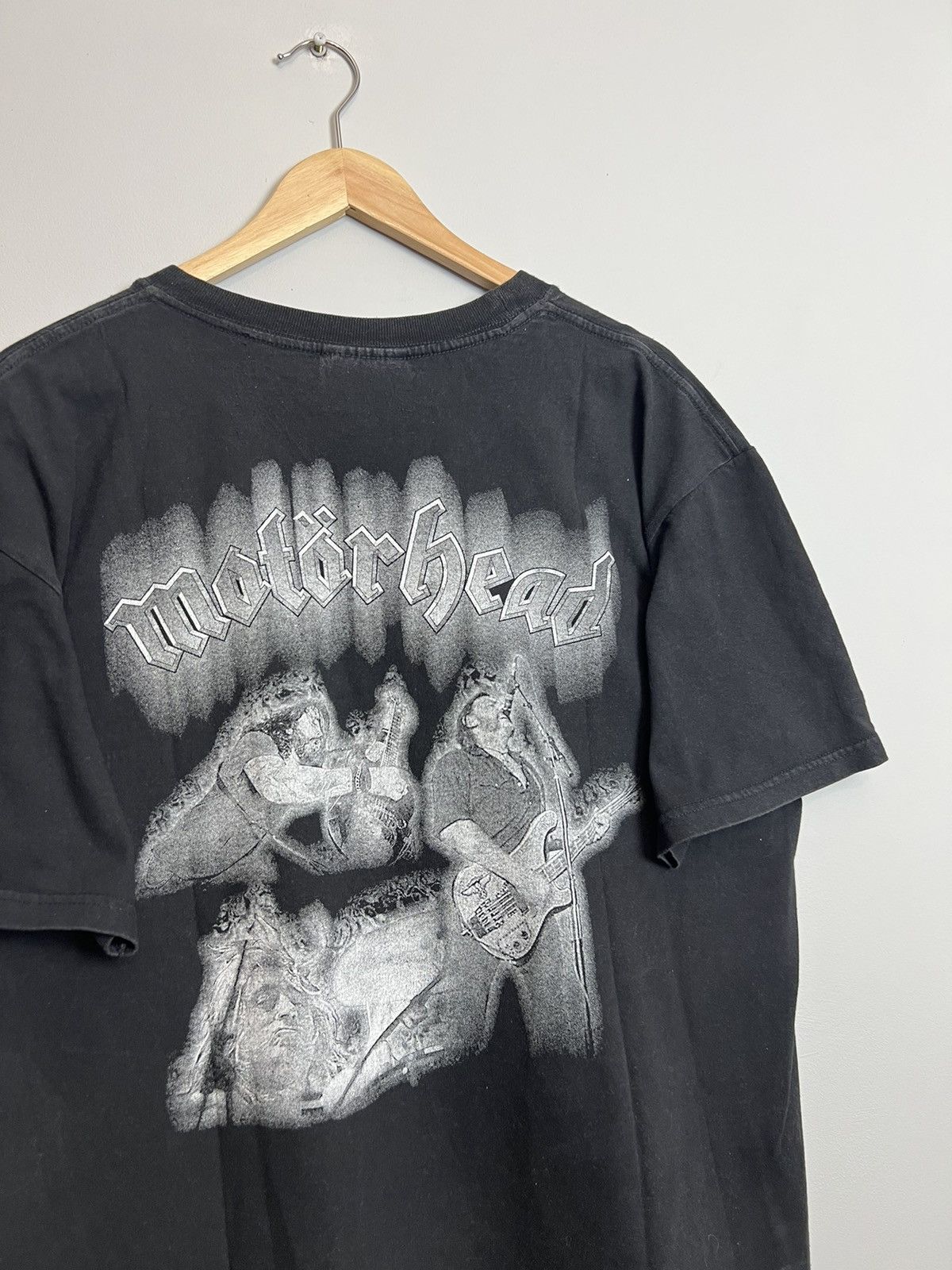 Band Tees Rare Motorhead England Vintage Distressed Band Tee 00s Size US L / EU 52-54 / 3 - 4 Thumbnail