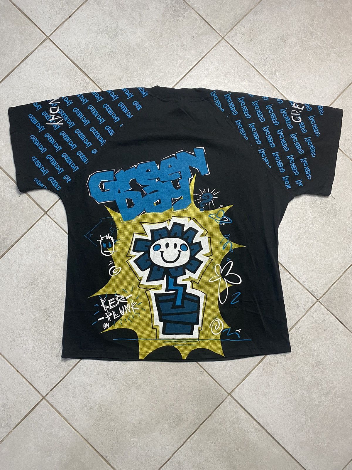 Band Tees Very Rare Vintage 90s Green Day Insomniac Punk Band Tee Size US XL / EU 56 / 4 - 2 Thumbnail