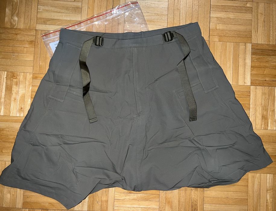 Acronym ACRONYM SP28-DS Alpha Green S Small Shorts | Grailed