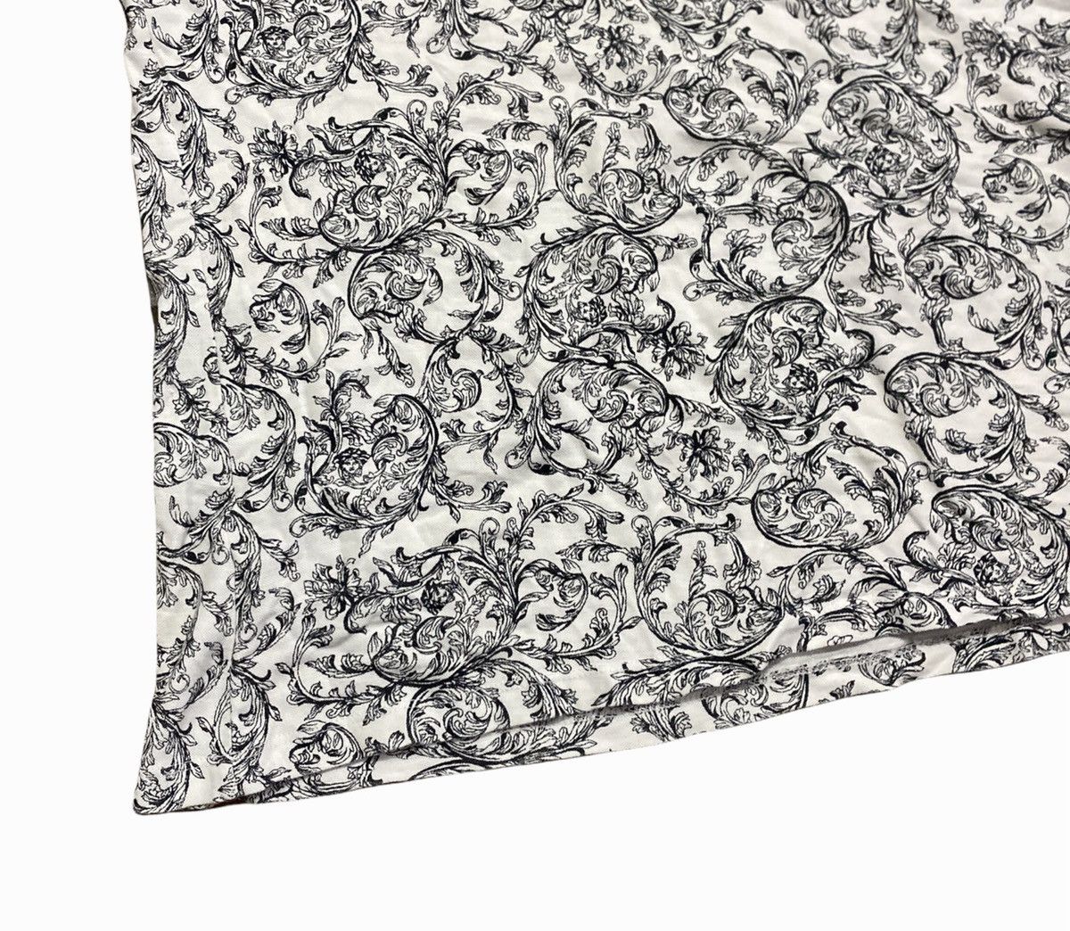 Versace Archive Versace paisleys Fullprint Hype dope Design polos Size US XL / EU 56 / 4 - 4 Thumbnail