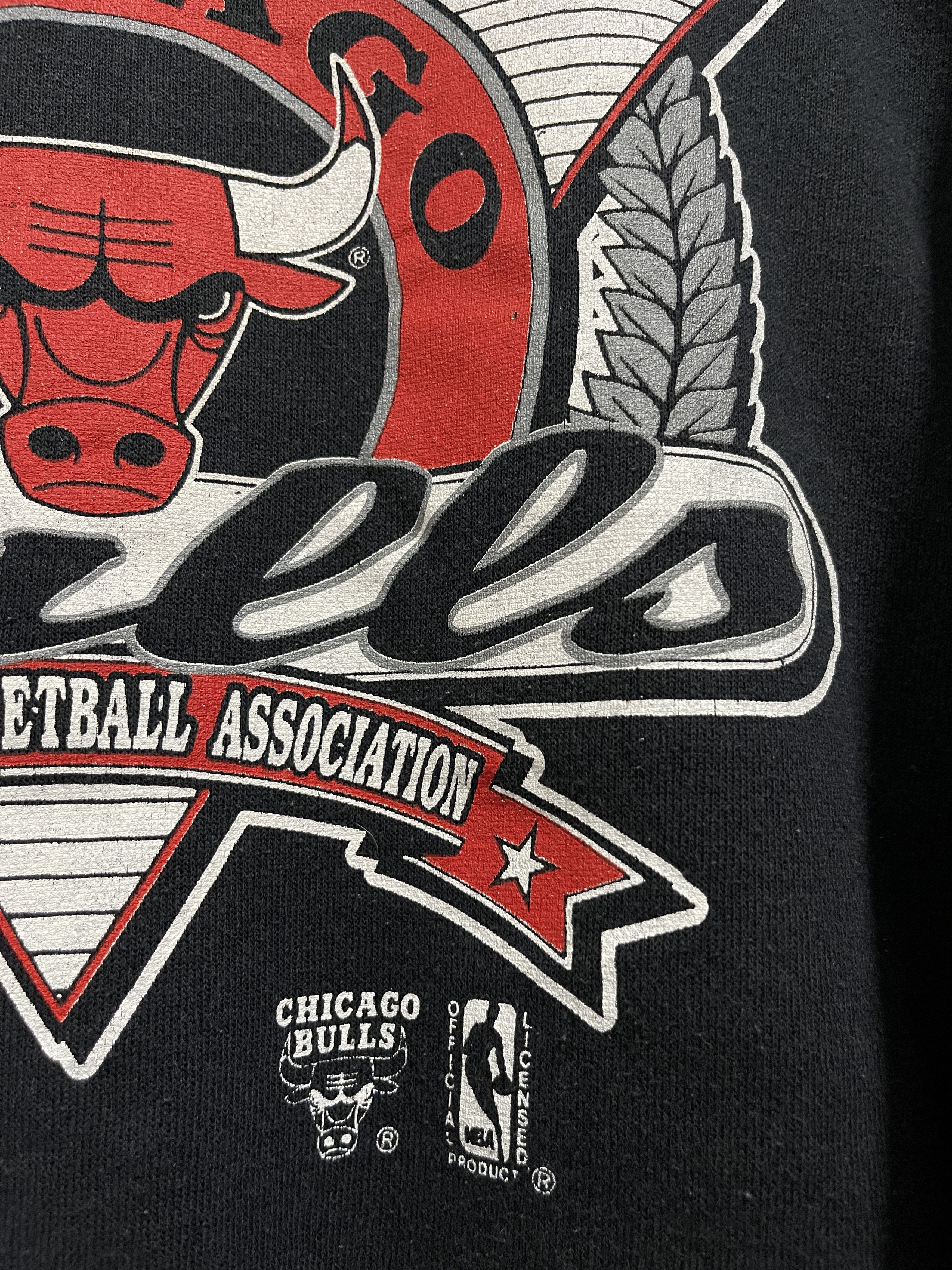 NBA Vintage 1992 NBA Chicago Bulls Basketball Big Logo Size US M / EU 48-50 / 2 - 5 Thumbnail