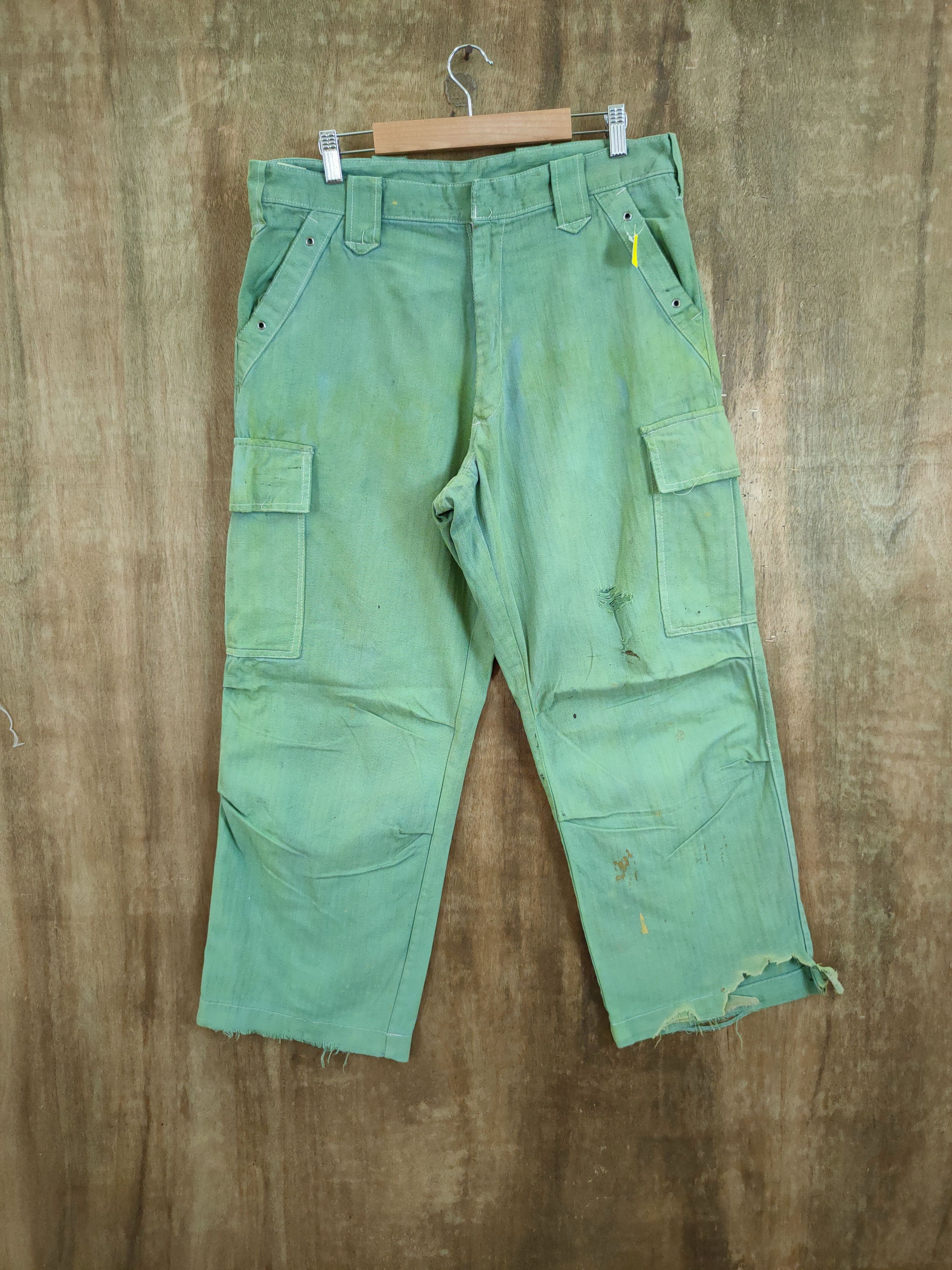 image of Vintage Tora Faded Distressed Japan Utility Cargo Pants 46-692 in Green, Men's (Size 34)