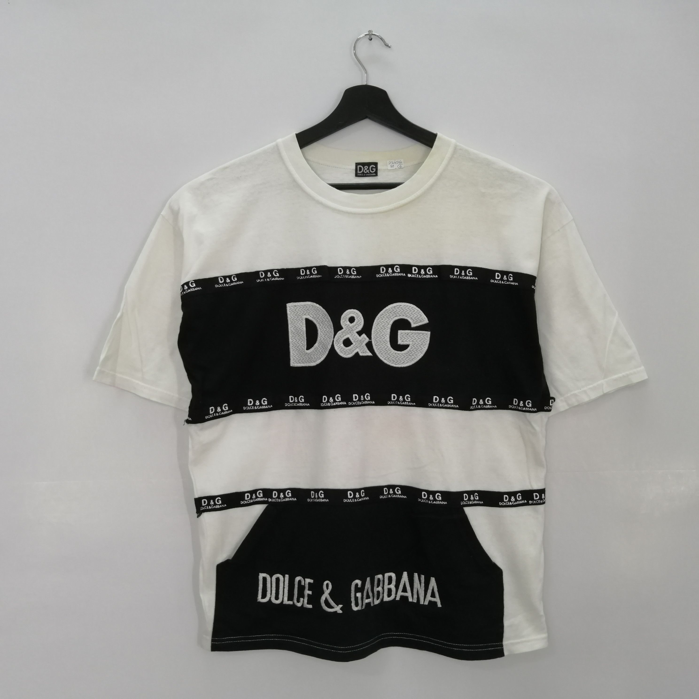 Dolce & Gabbana Center Logo Design Streetwear Style Tshirt