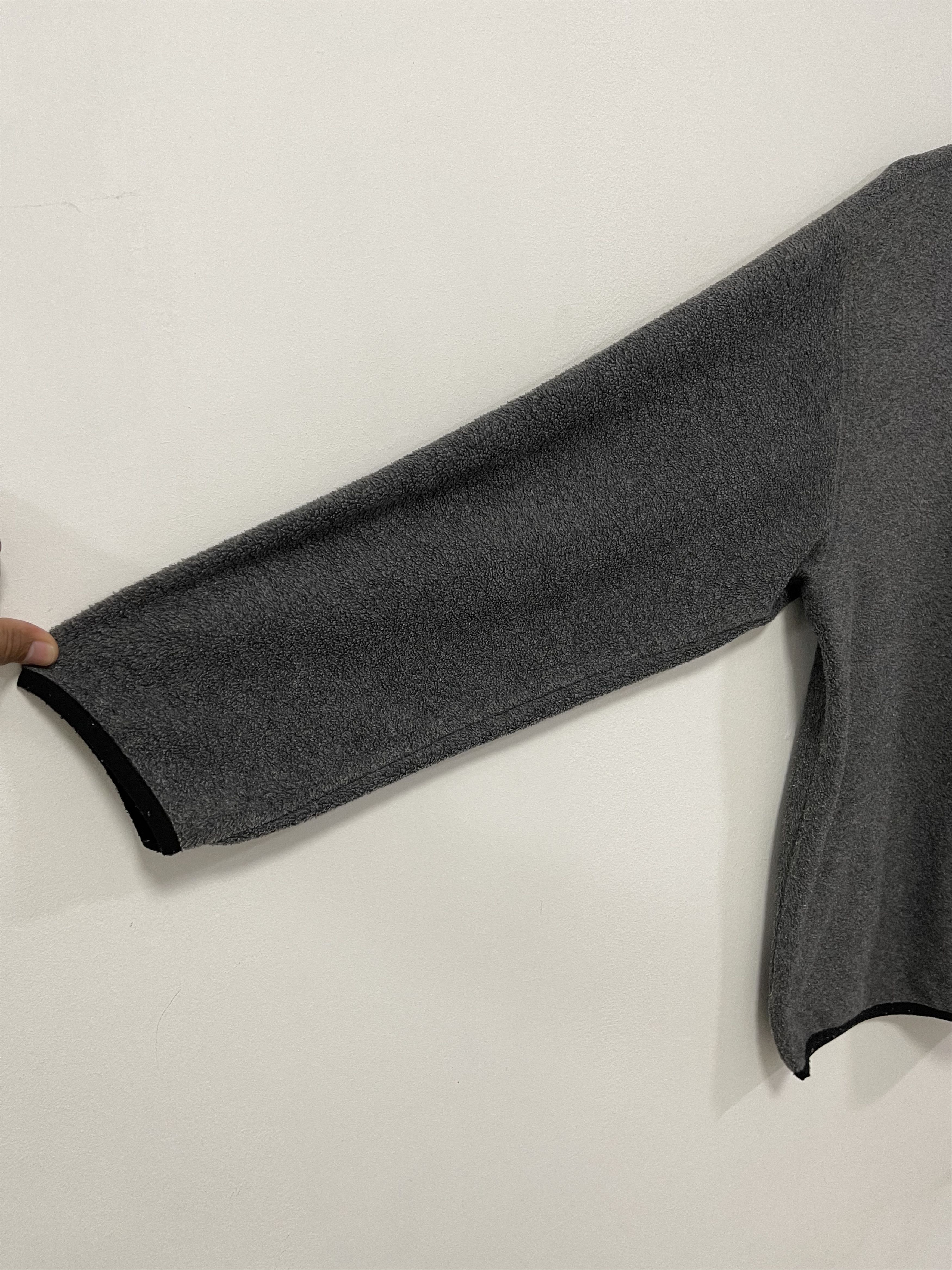 Eddie Bauer × Vintage Vintage Eddie Bauer Fleece Blank Sweatshirt Size US M / EU 48-50 / 2 - 4 Thumbnail