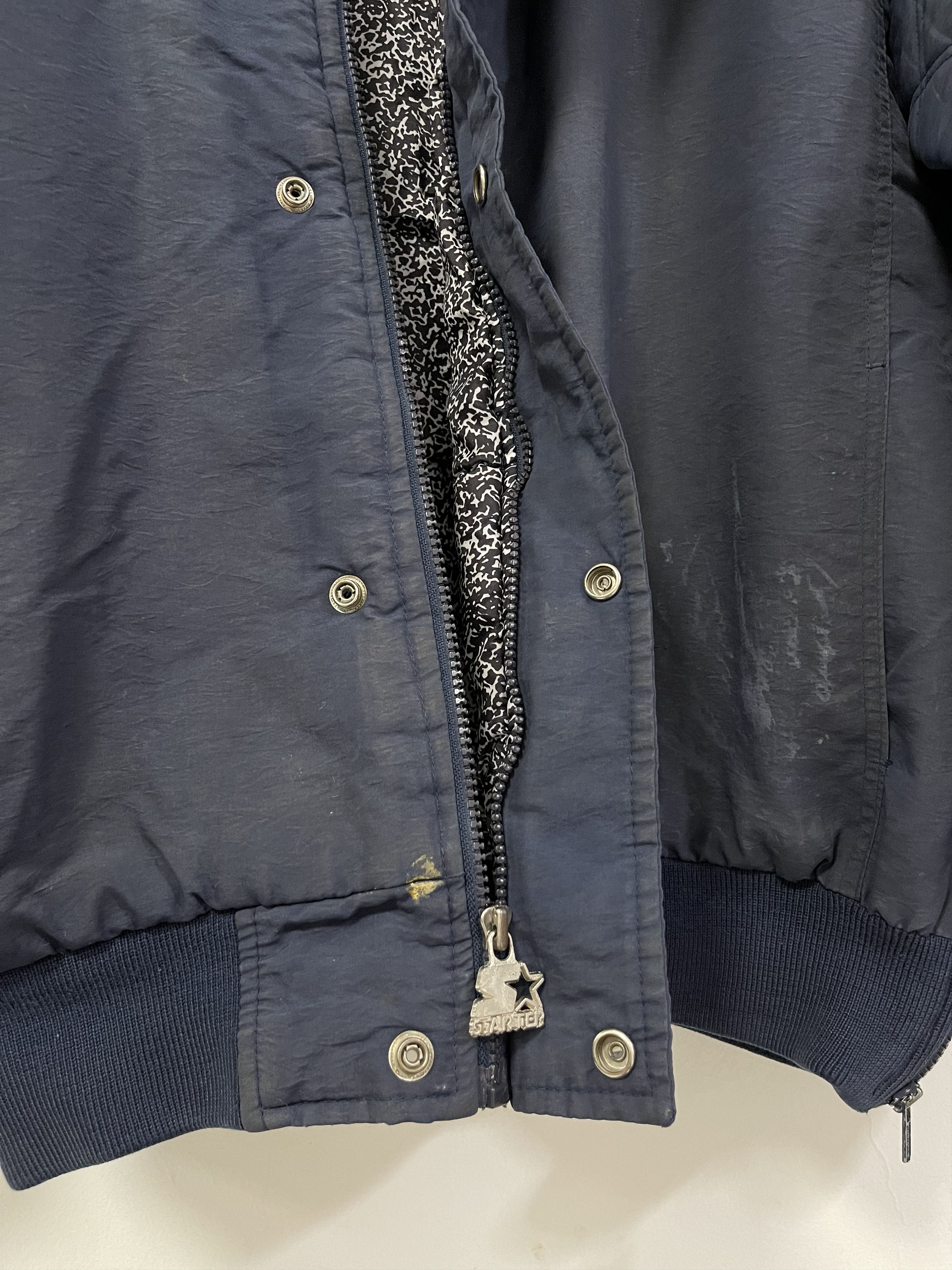 NFL × Starter × Vintage Vintage Chicago Bear NFL By Starter Jacket Distressed Size US M / EU 48-50 / 2 - 17 Thumbnail