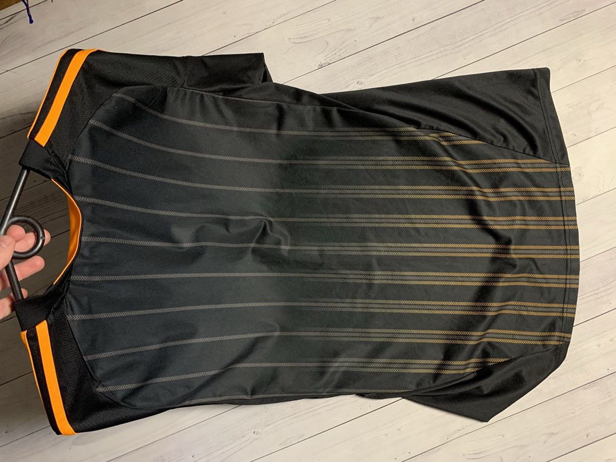 Vintage Vintage adidas soccer jersey Chelsea black away rare size L Size US L / EU 52-54 / 3 - 6 Thumbnail