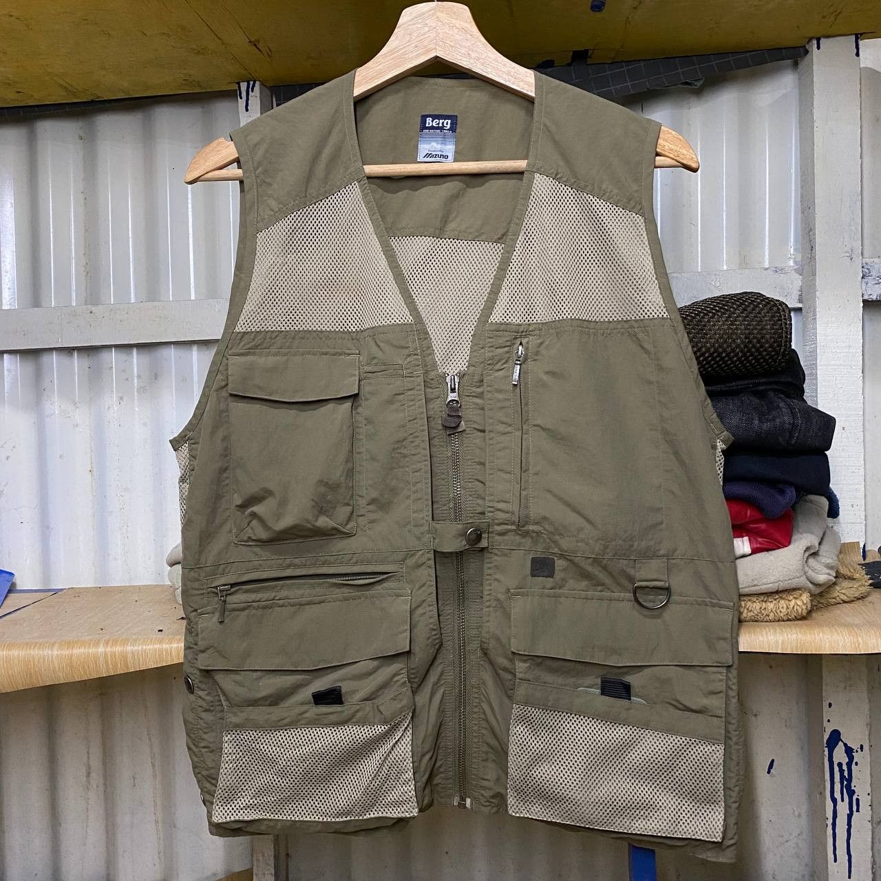 Mizuno × Vintage Vintage MIZUNO X BERG Tactical Vest Size US M / EU 48-50 / 2 - 1 Thumbnail
