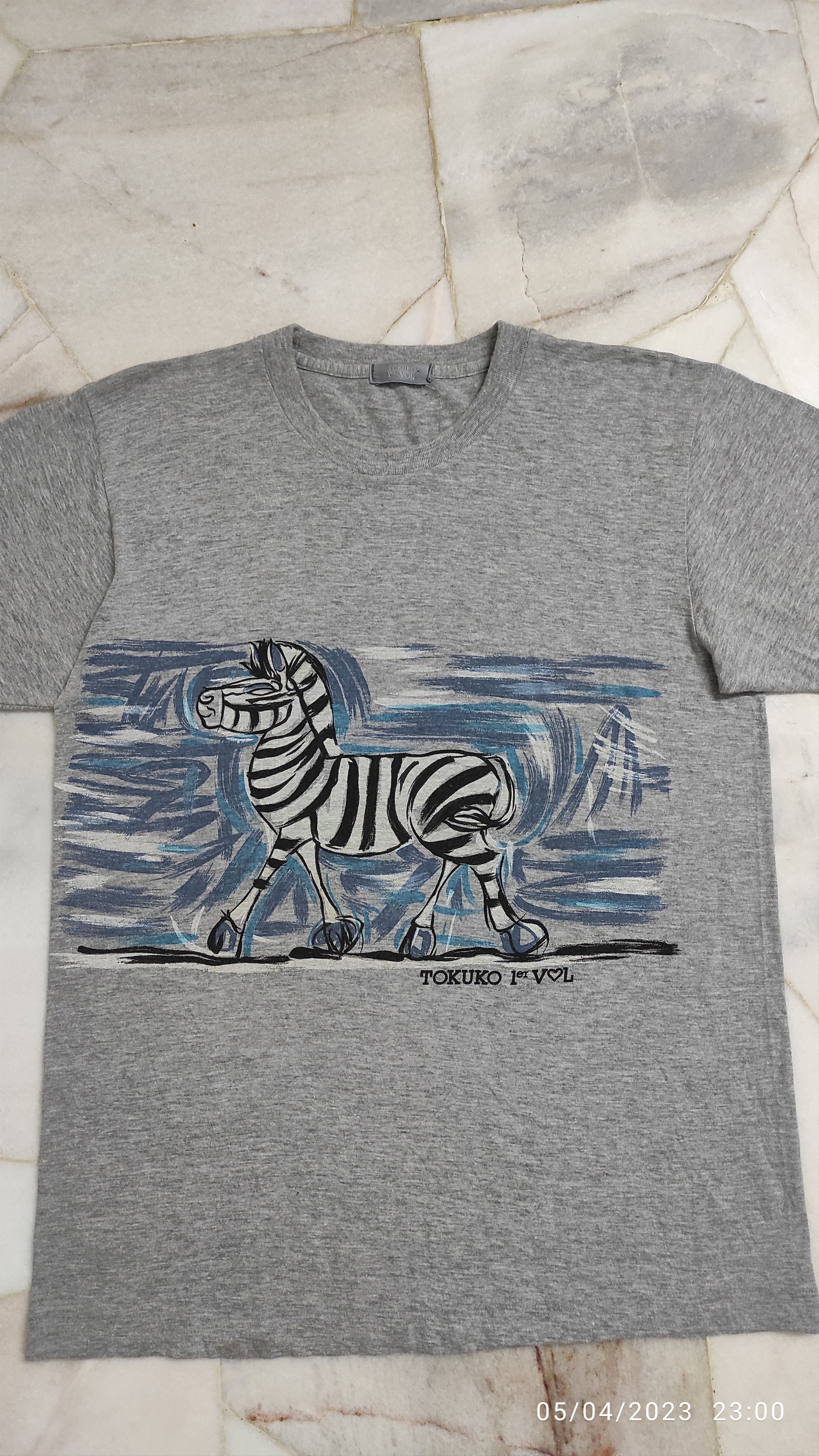 Other Vintage 90's archive TOKUKO 1er VOL Zebra Painting Art tee Size US M / EU 48-50 / 2 - 7 Thumbnail