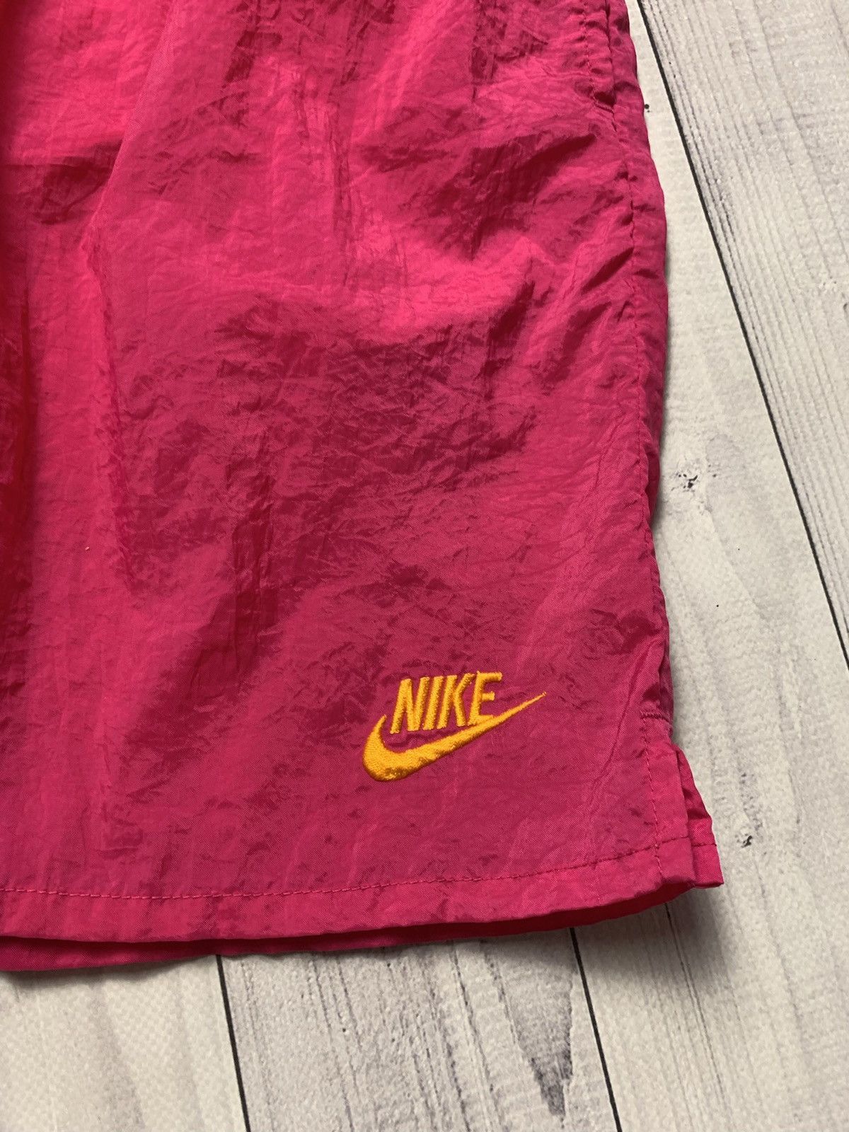 Nike × Vintage Vintage Nike shorts big logo size M rare Size US 32 / EU 48 - 6 Thumbnail
