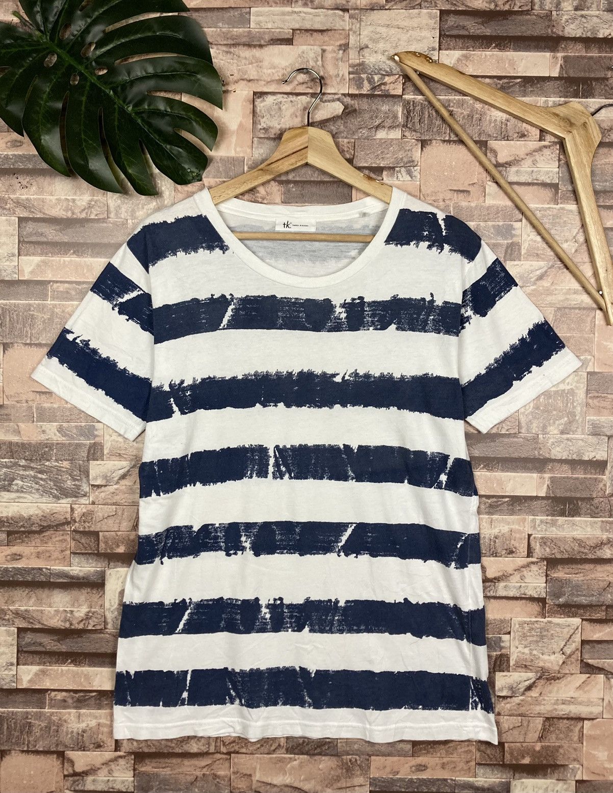 Japanese Brand Takeo Kikuchi Tee Shirt #T10-3 Size US M / EU 48-50 / 2 - 1 Thumbnail