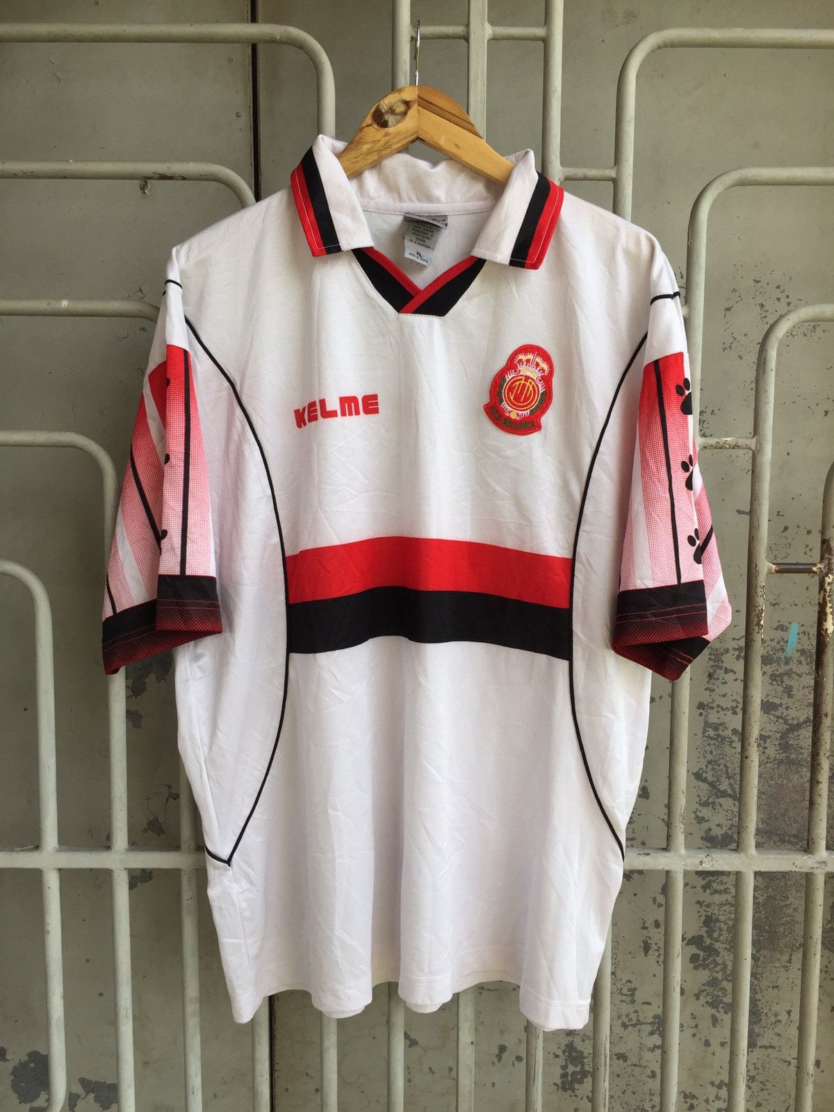 Vintage Vintage Real Mallorca Spain Football Jersey Team Size US XL / EU 56 / 4 - 1 Thumbnail