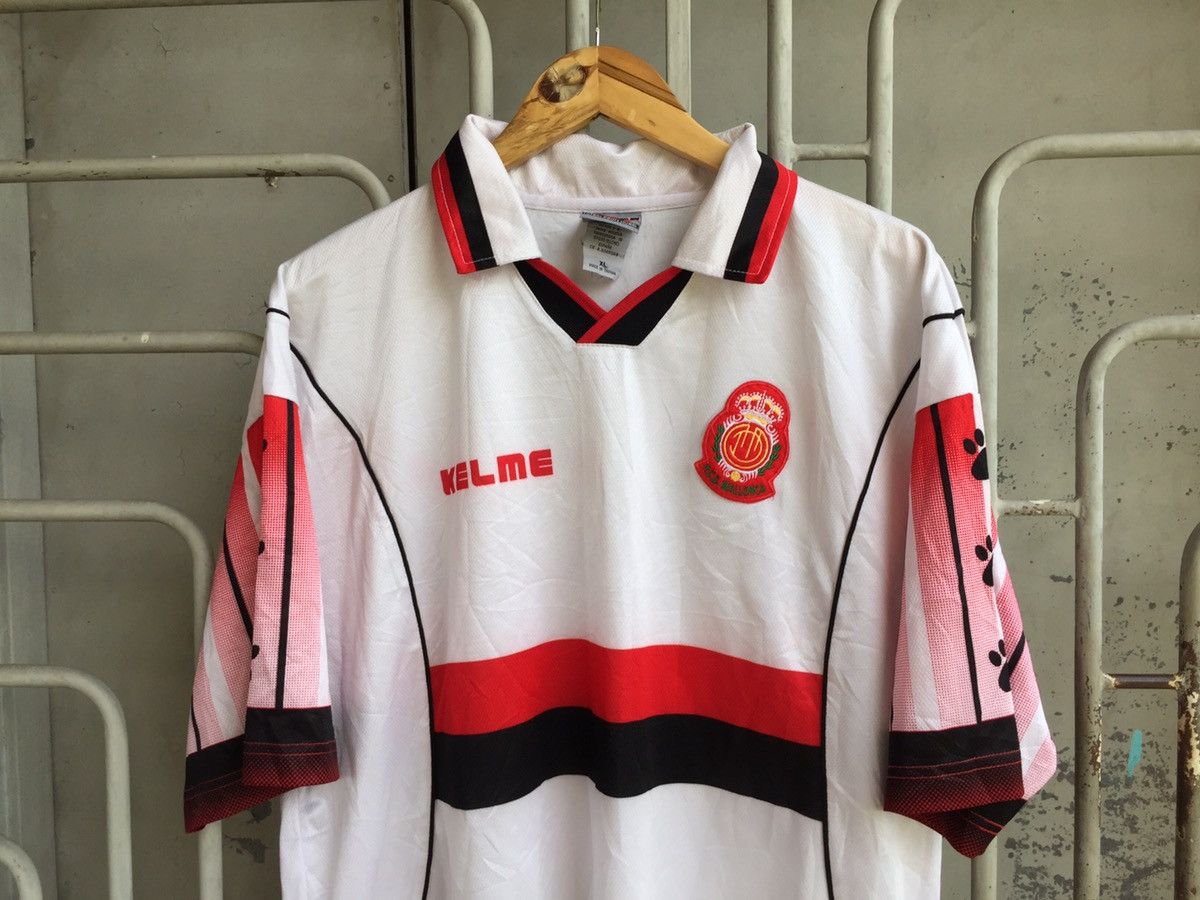 Vintage Vintage Real Mallorca Spain Football Jersey Team Size US XL / EU 56 / 4 - 3 Thumbnail