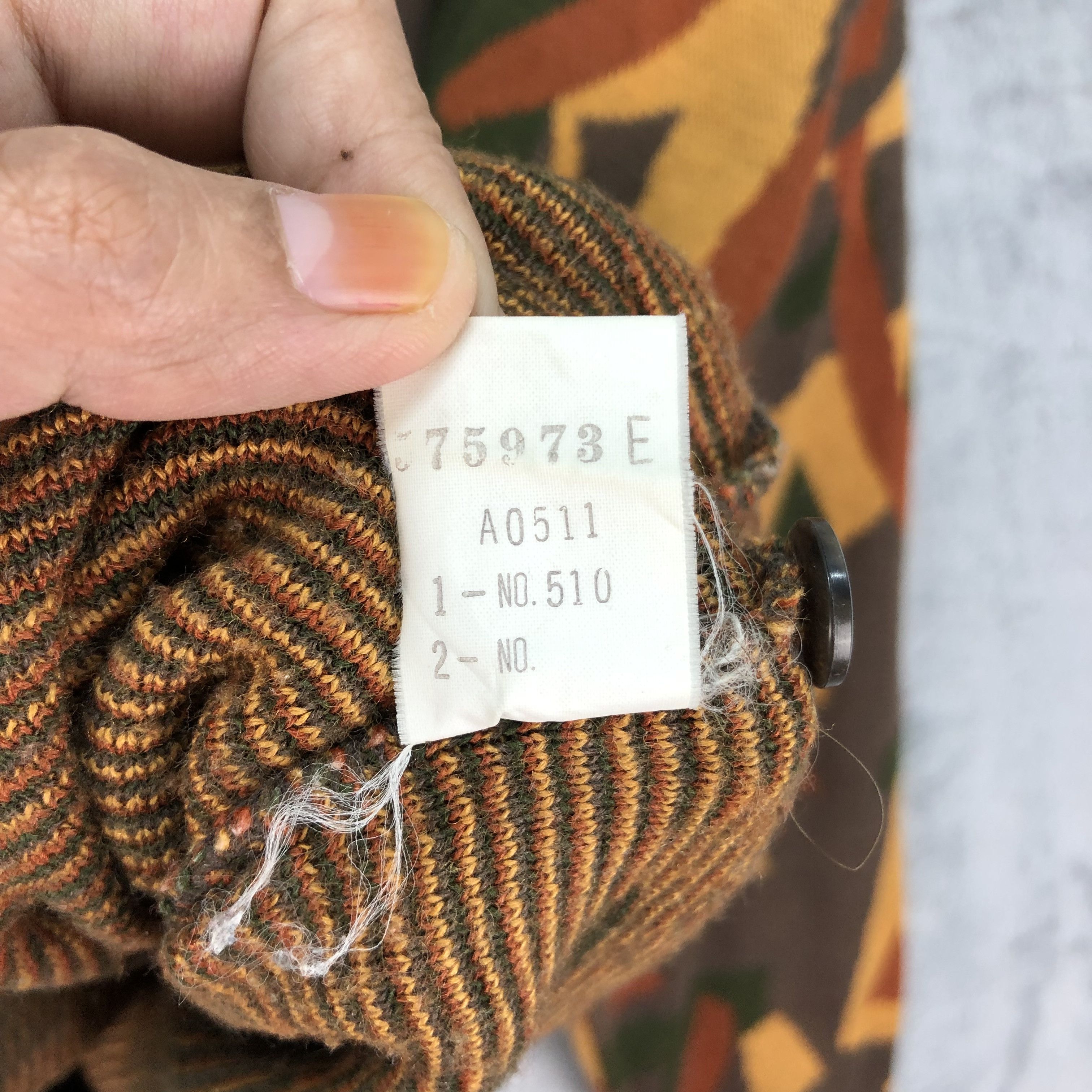 Japanese Brand ENIEME Graphic Printed Designs Knit Cardigan #4482-155 Size M / US 6-8 / IT 42-44 - 8 Thumbnail