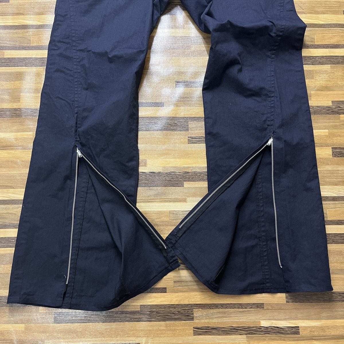 Issey Miyake × Japanese Brand Flared Issey Miyake Pour Deux Casual Pants Zipped Leg Size US 28 / EU 44 - 12 Thumbnail