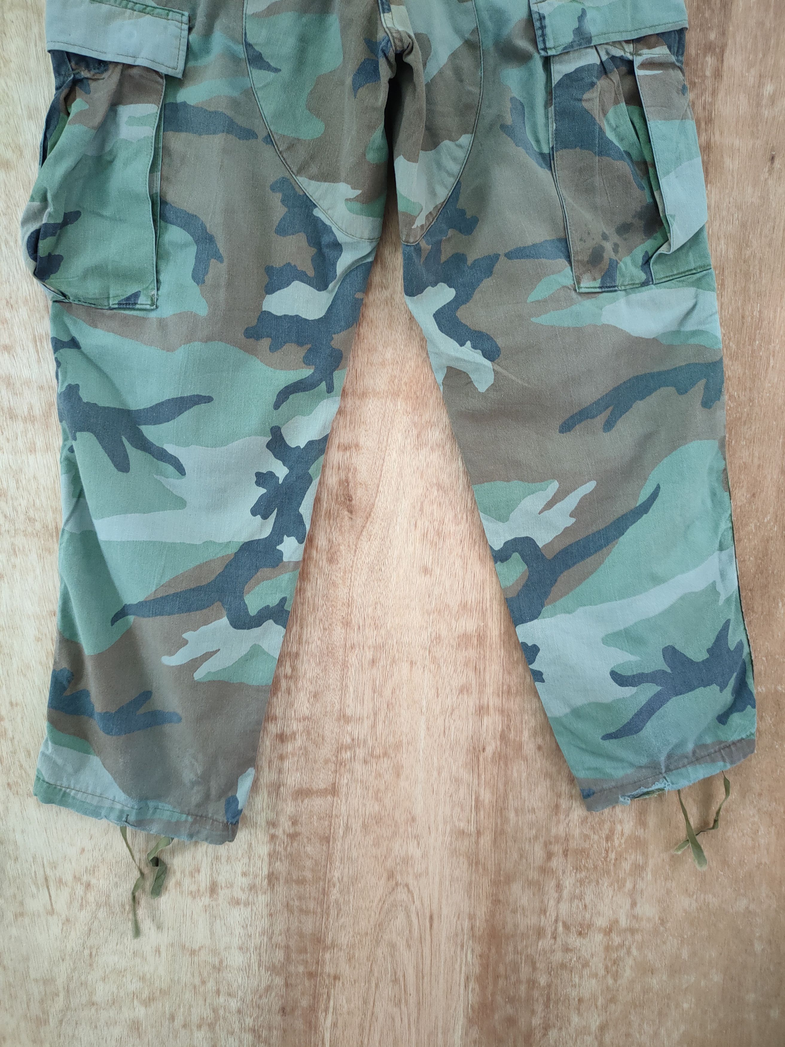Vintage DL Military green camo vintage cargo pants #798 Size US 31 - 9 Thumbnail