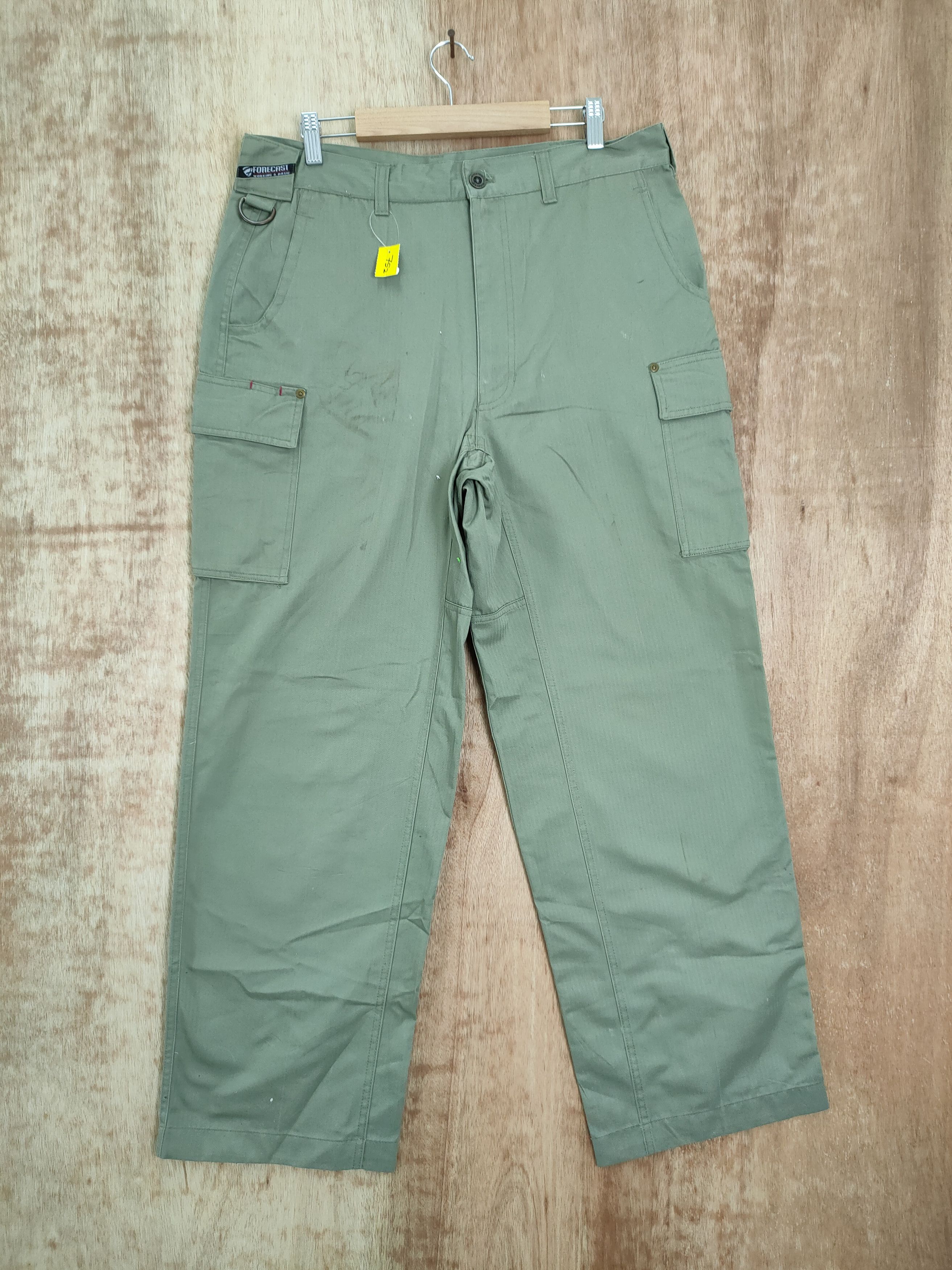 image of Forecast Japan Green Multi Pocket Tactical Cargo Pants 752, Men's (Size 33)