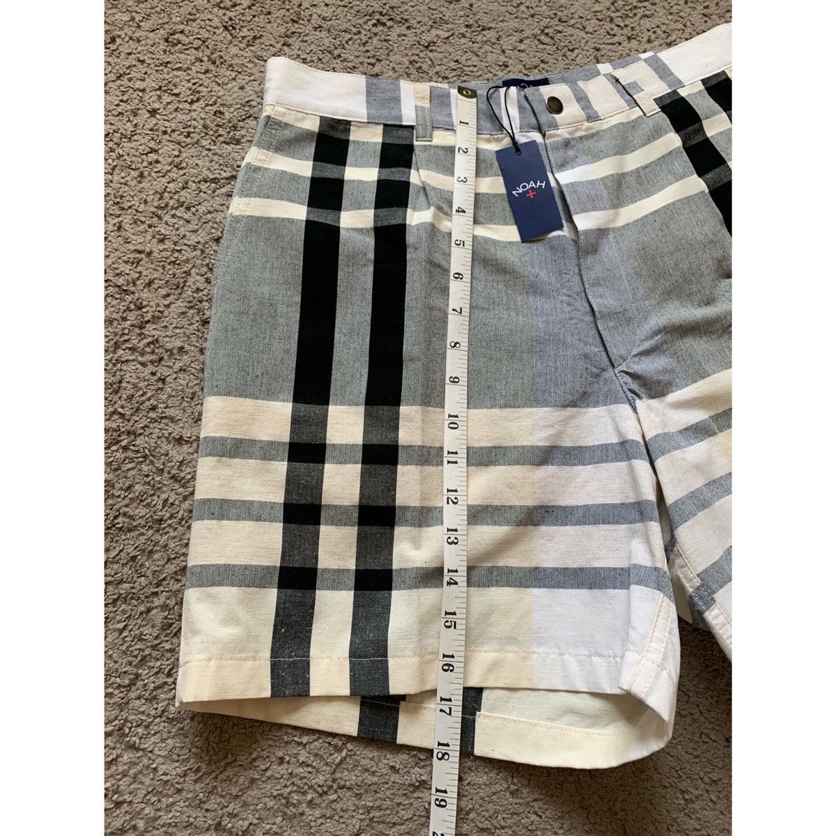 Noah NOAH PLEATED PLAID WIDE LEGS SHORTS Size US 31 - 19 Thumbnail