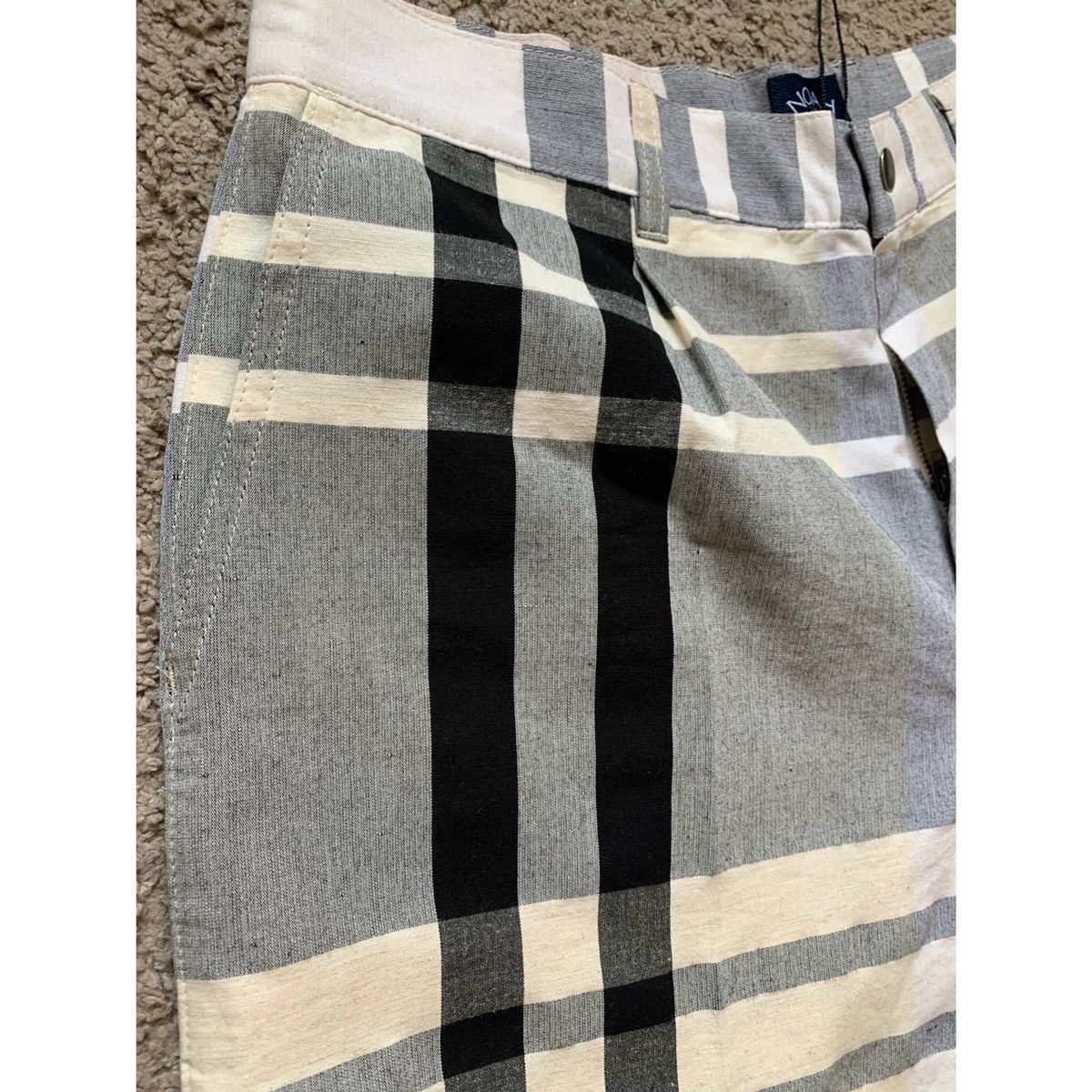 Noah NOAH PLEATED PLAID WIDE LEGS SHORTS Size US 31 - 2 Thumbnail