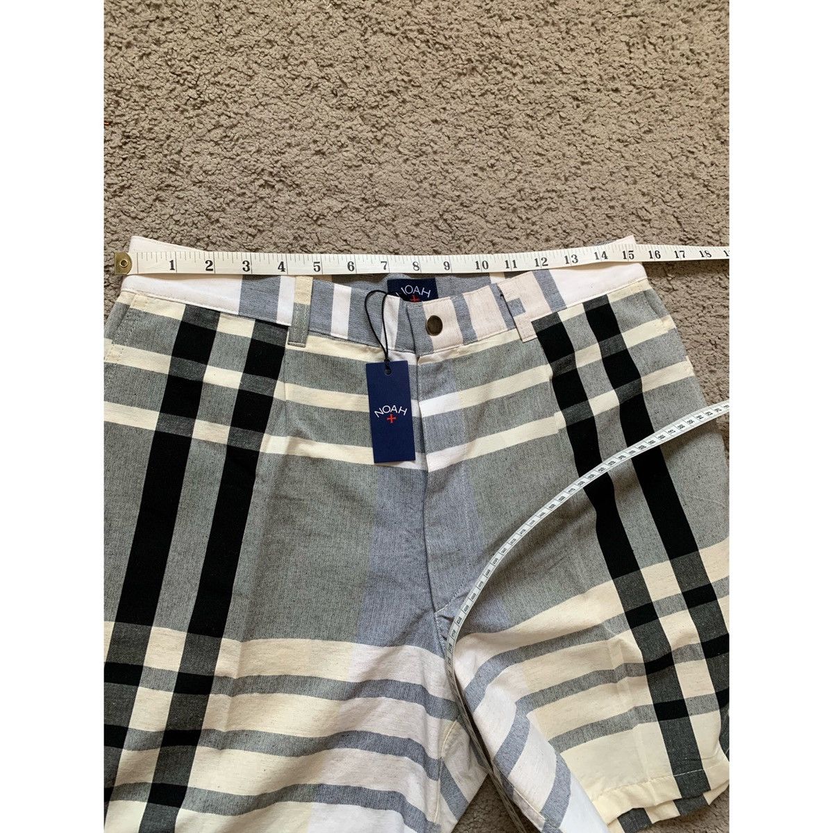 Noah NOAH PLEATED PLAID WIDE LEGS SHORTS Size US 31 - 22 Thumbnail