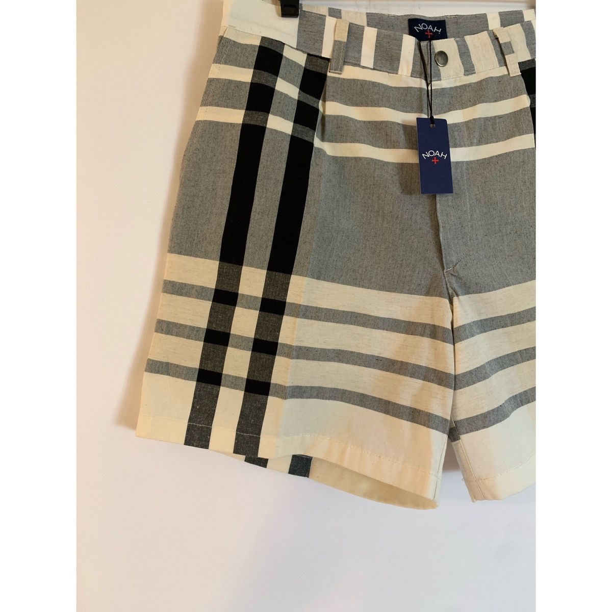 Noah NOAH PLEATED PLAID WIDE LEGS SHORTS Size US 31 - 11 Thumbnail