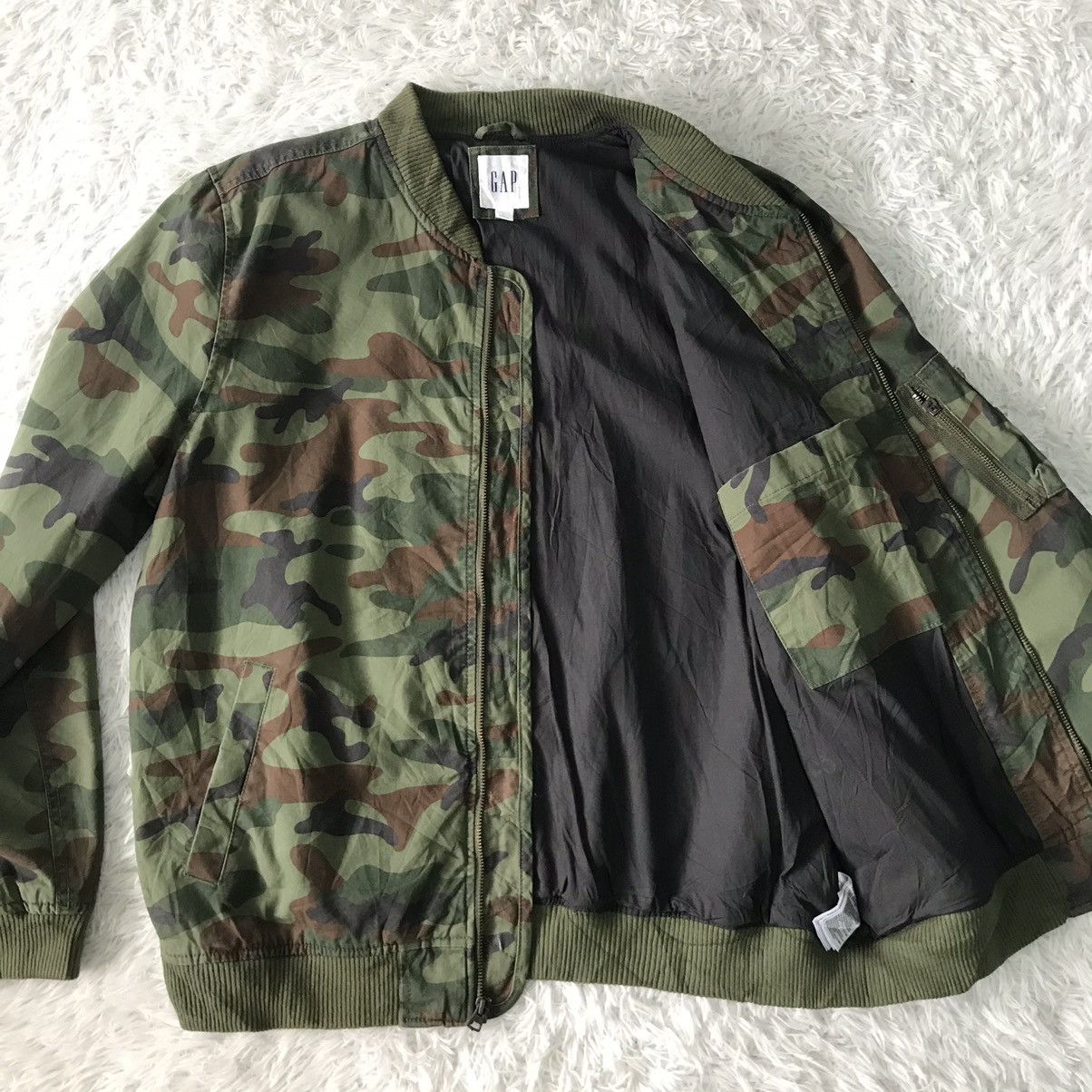 Gap Vtg Camo Printed Gap Bomber Jacket Zip Ideal Size US L / EU 52-54 / 3 - 13 Thumbnail