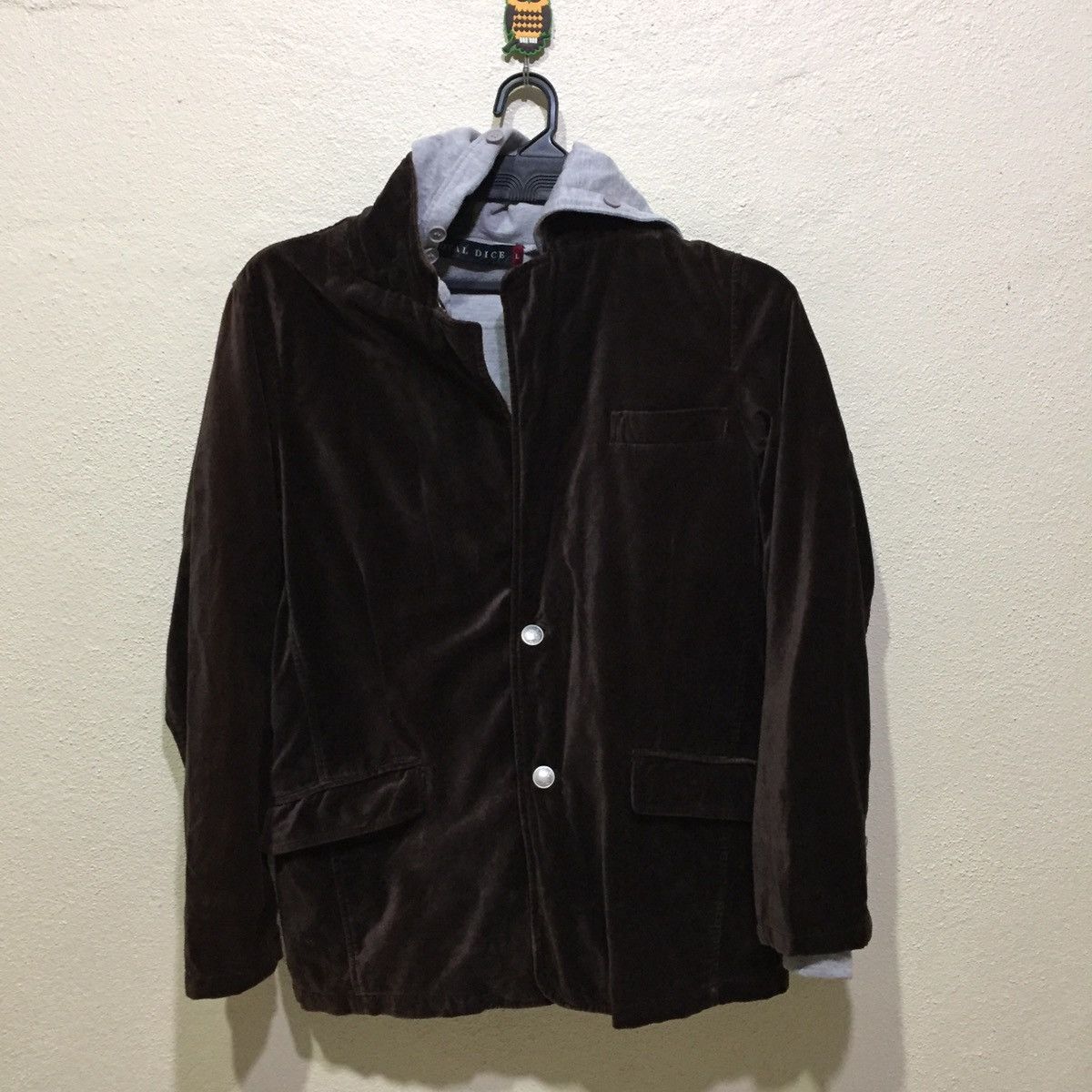 Oval Dice Velvet coat design with lining in size L fits M