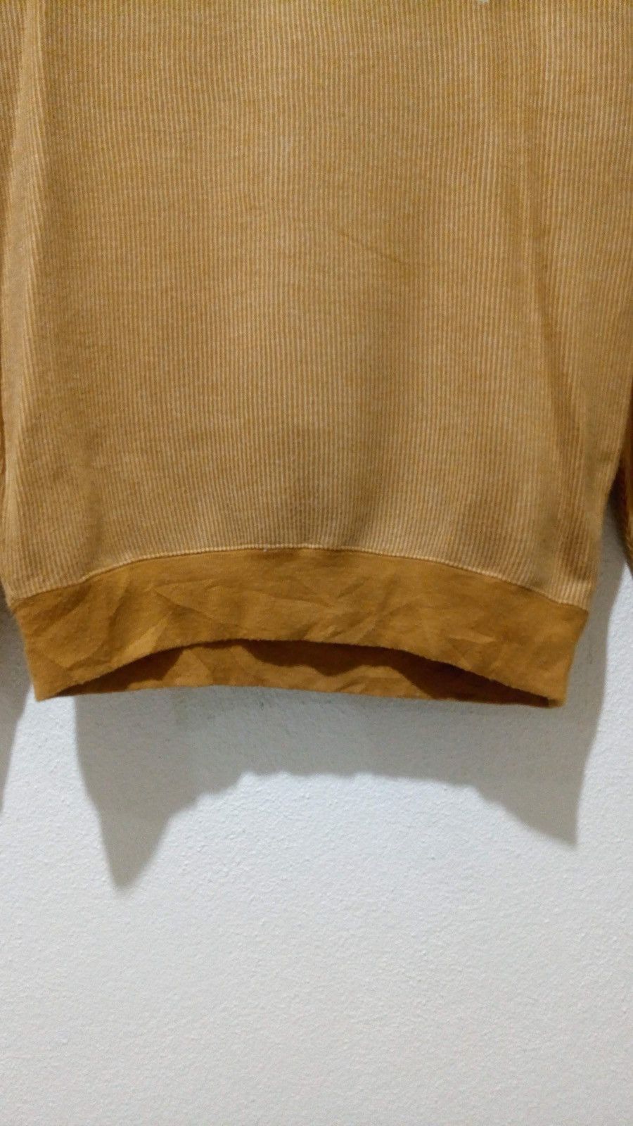 KNIGHT OF ROUND TABLE SWEATSHIRT size M
