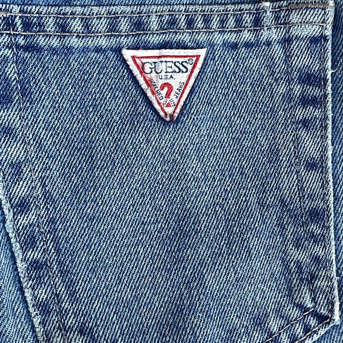 Guess Vintage 90s Guess Light Washed Jeans Faded Blue Denim Sz 30 Size US 30 / EU 46 - 11 Thumbnail
