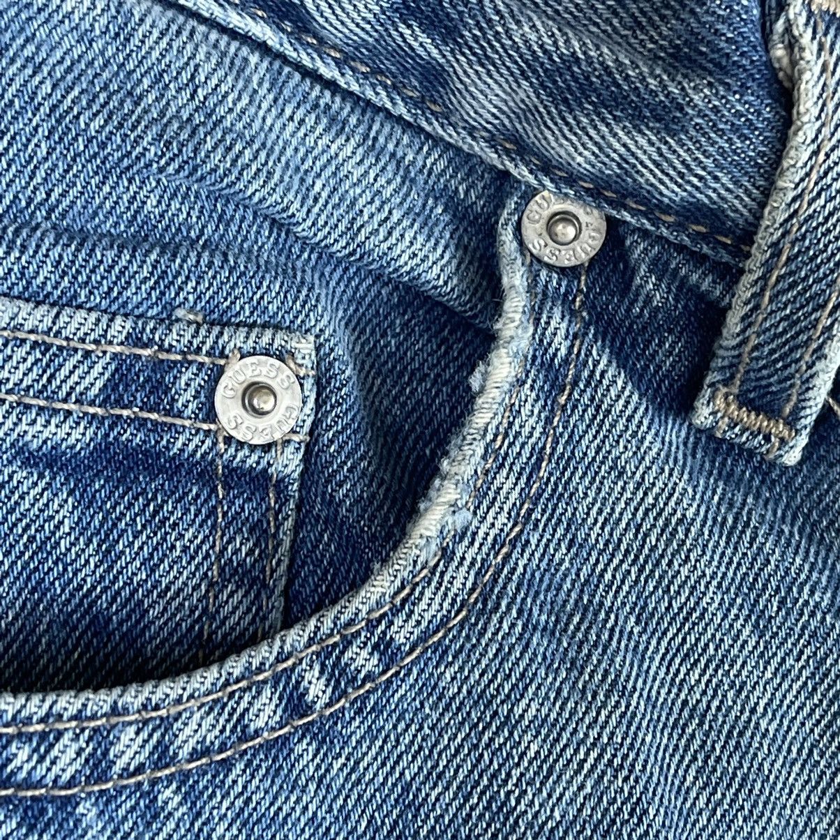 Guess Vintage 90s Guess Light Washed Jeans Faded Blue Denim Sz 30 Size US 30 / EU 46 - 5 Thumbnail
