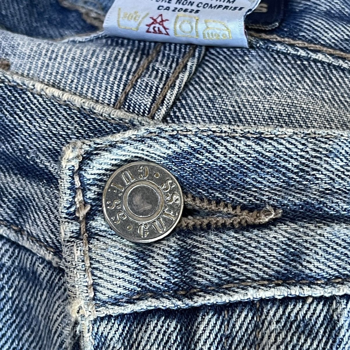 Guess Vintage 90s Guess Light Washed Jeans Faded Blue Denim Sz 30 Size US 30 / EU 46 - 6 Thumbnail