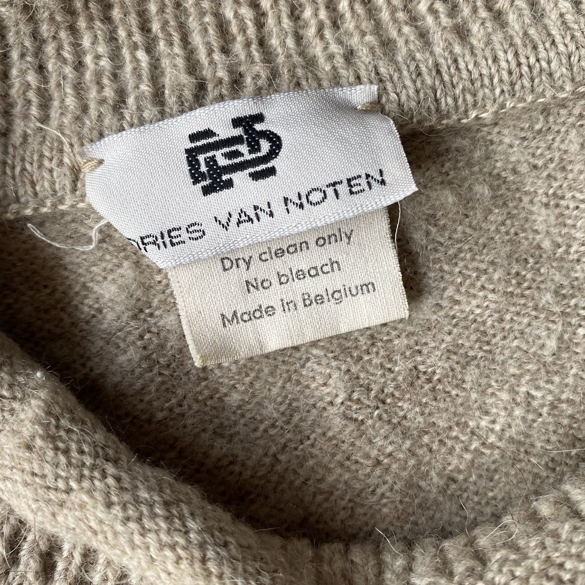Dries Van Noten Vintage Alpaca Wool Oversize Sweater Fit L Size US S / EU 44-46 / 1 - 4 Thumbnail