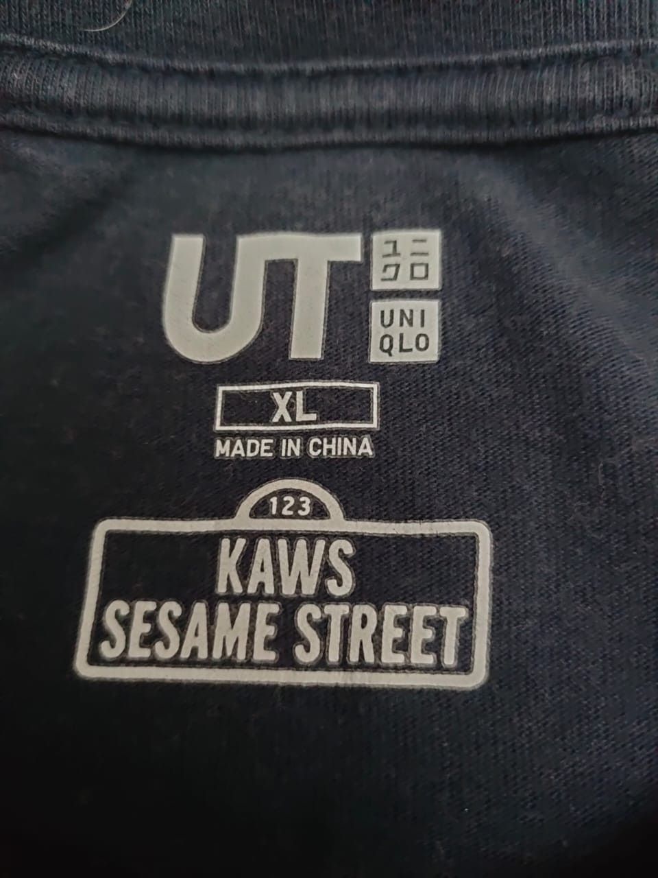 Japanese Brand Uniqlo Kaws Sesame Street Single Pocket Size US XL / EU 56 / 4 - 4 Thumbnail