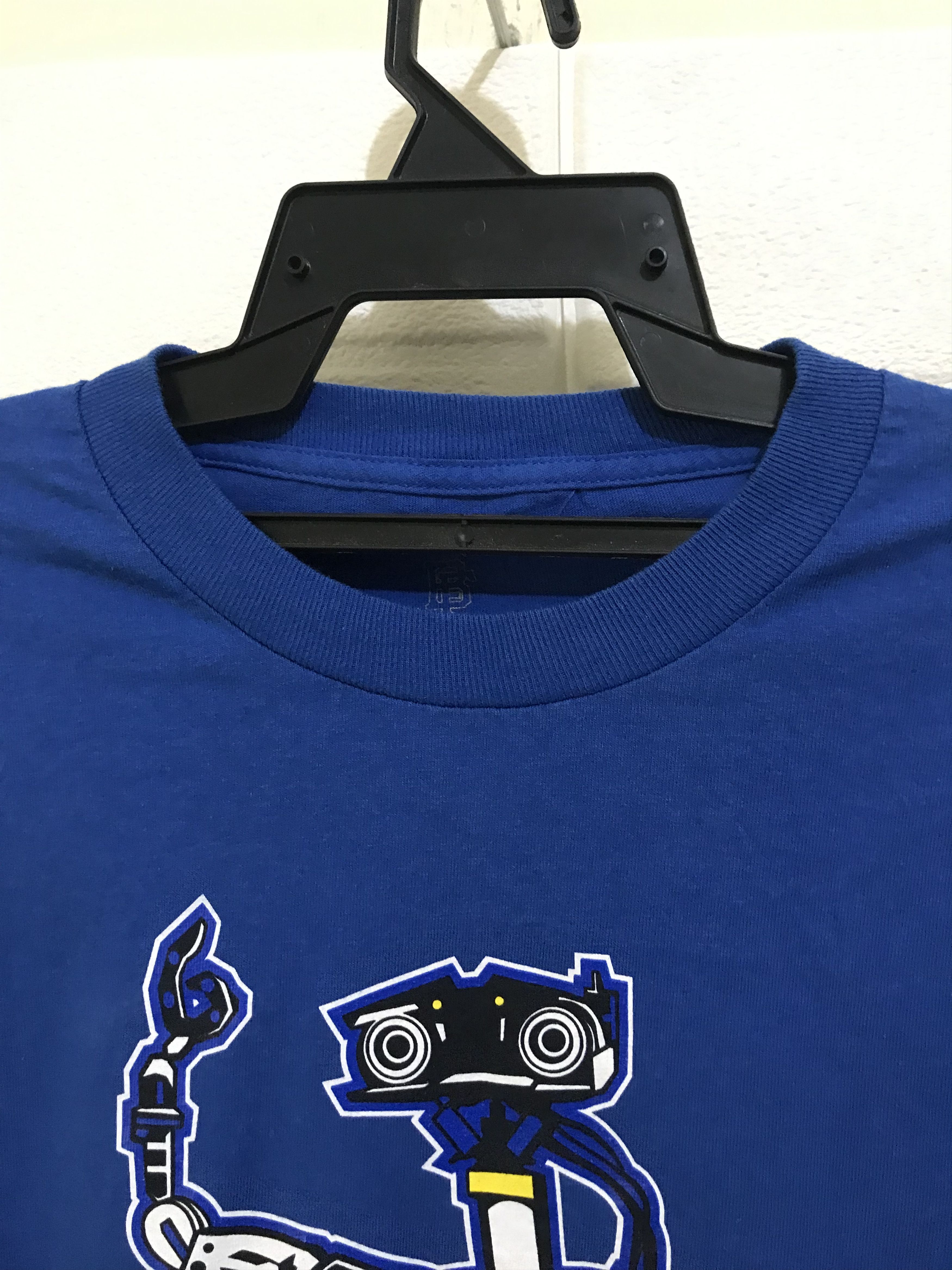 Arts & Science Bobby Fresh Robotic Design T-Shirt Size US L / EU 52-54 / 3 - 5 Thumbnail
