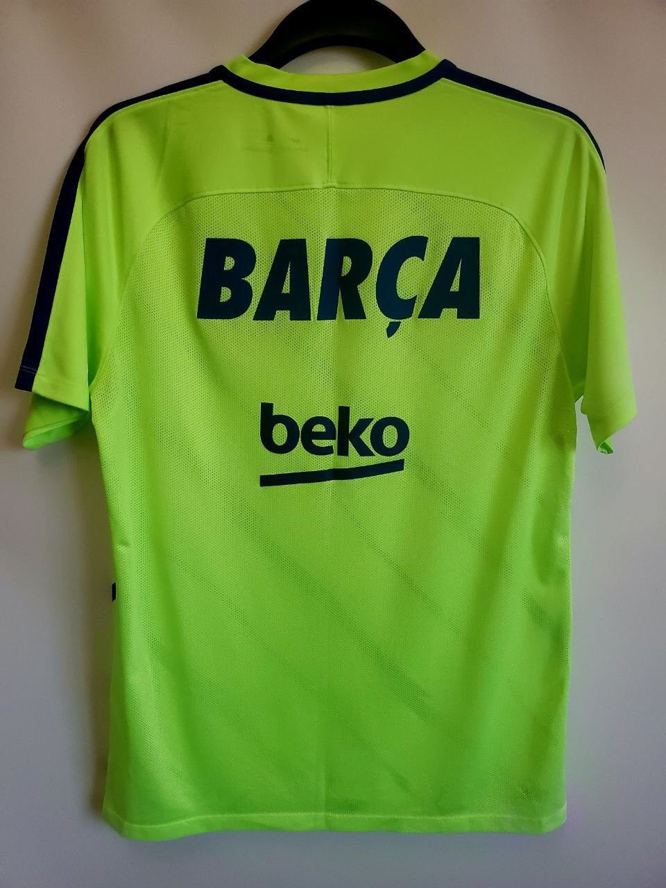 Nike F.C. Barcelona Jersey Training LARGE Shirt NIKE SOCCER Size US L / EU 52-54 / 3 - 2 Thumbnail