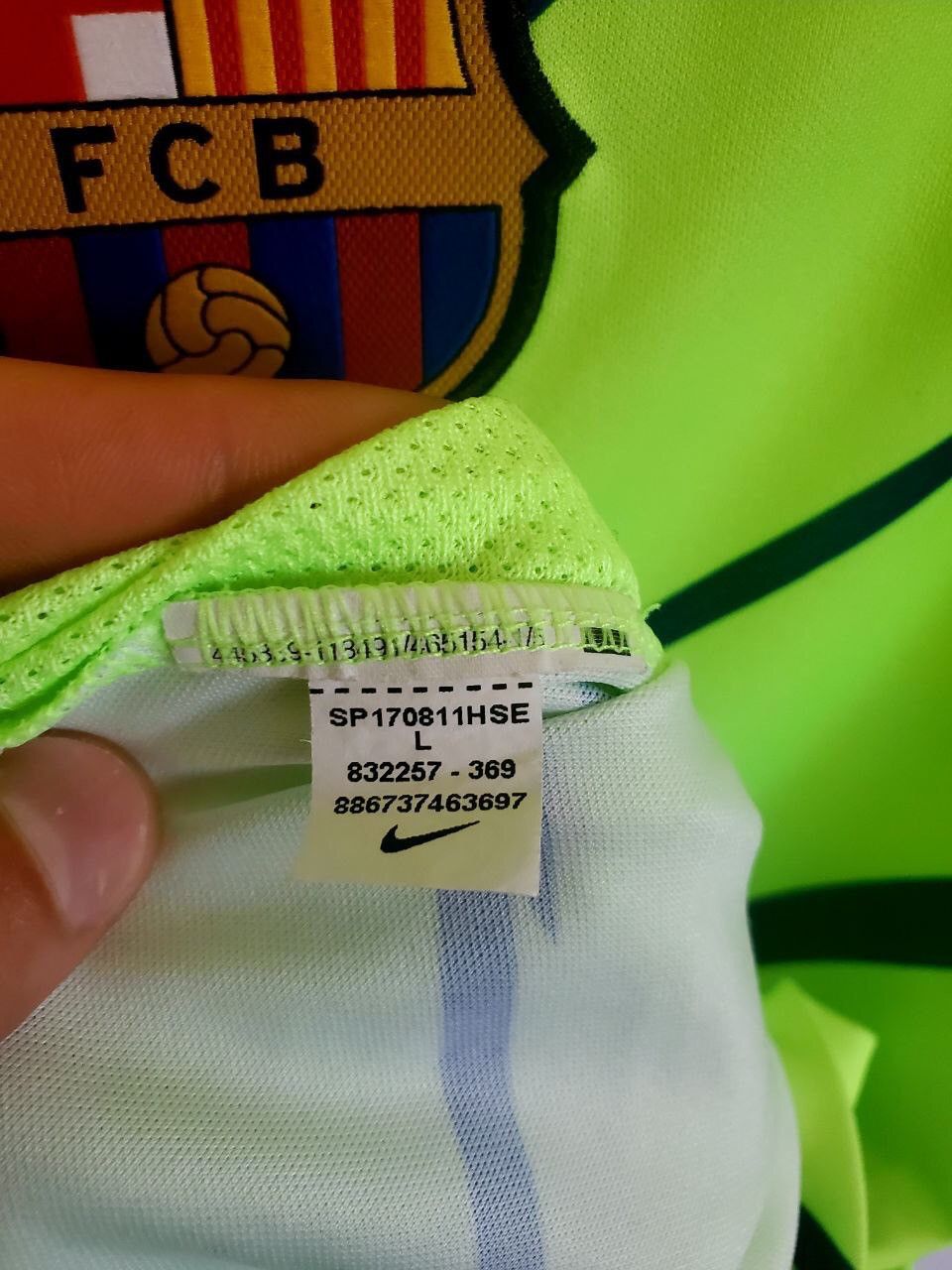 Nike F.C. Barcelona Jersey Training LARGE Shirt NIKE SOCCER Size US L / EU 52-54 / 3 - 4 Thumbnail