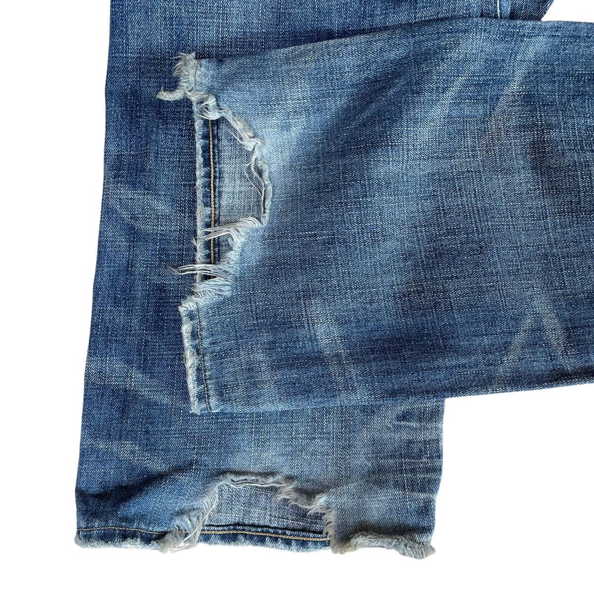 Levi's Vintage Levis 554 Distressed Jeans Size US 31 - 11 Thumbnail